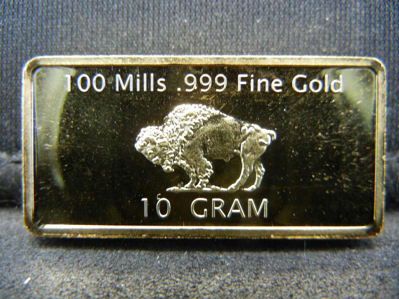 CLAD 10 Gram 100 Mills .999 Fine Gold Buffalo Collector: CLAD 10 Gram 100 Mills .999 Fine Gold Buffalo Collector Bar Clad