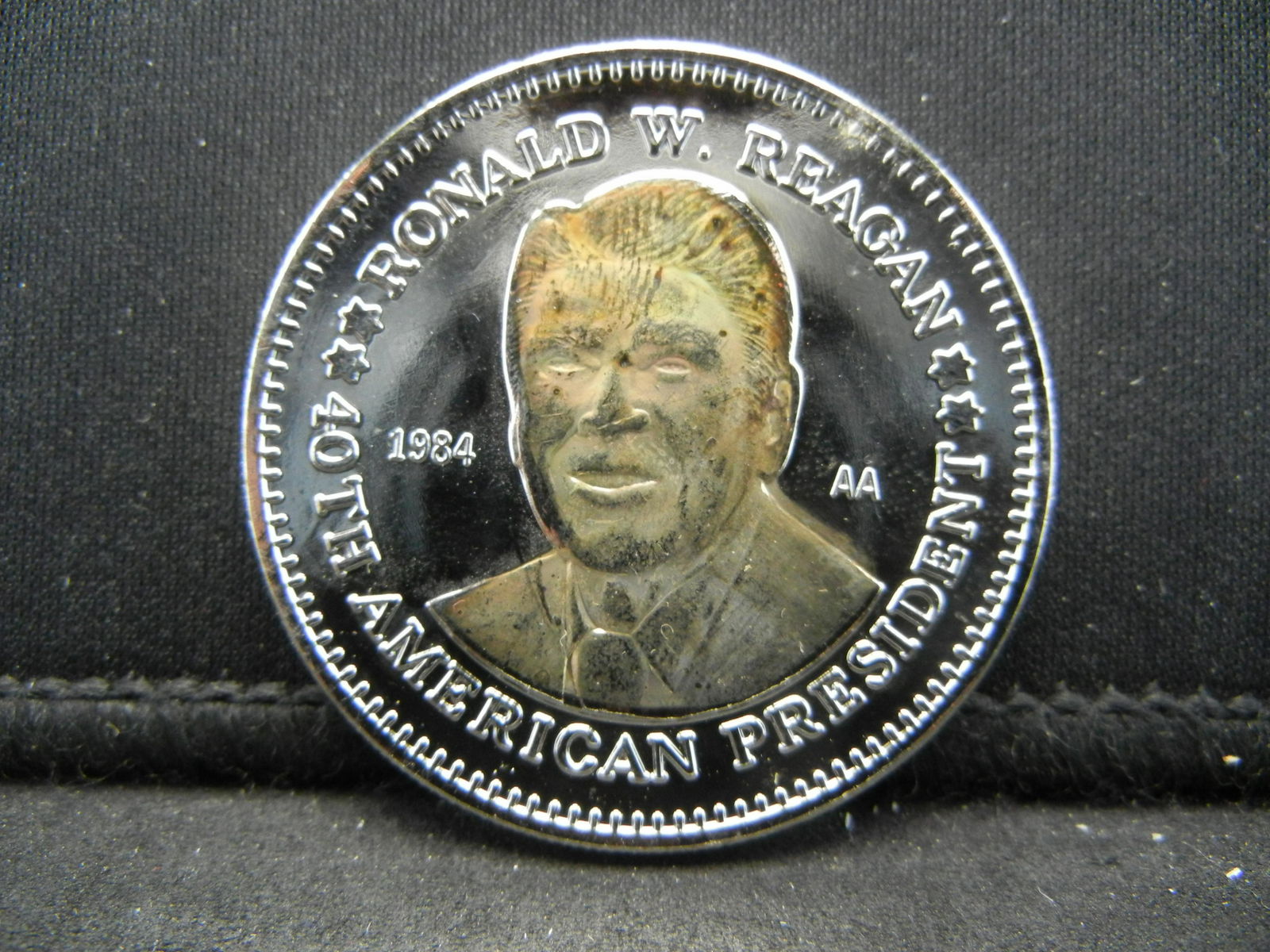 Ronald Reagan Gold Leaf Double Eagle Medal (1 of 2)