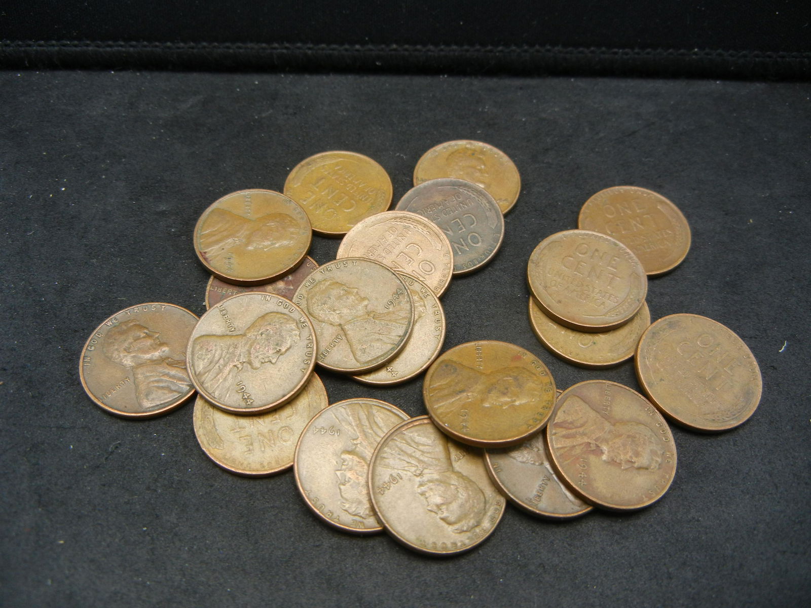 20-1944 Lincoln Wheat Cents (1 of 3)