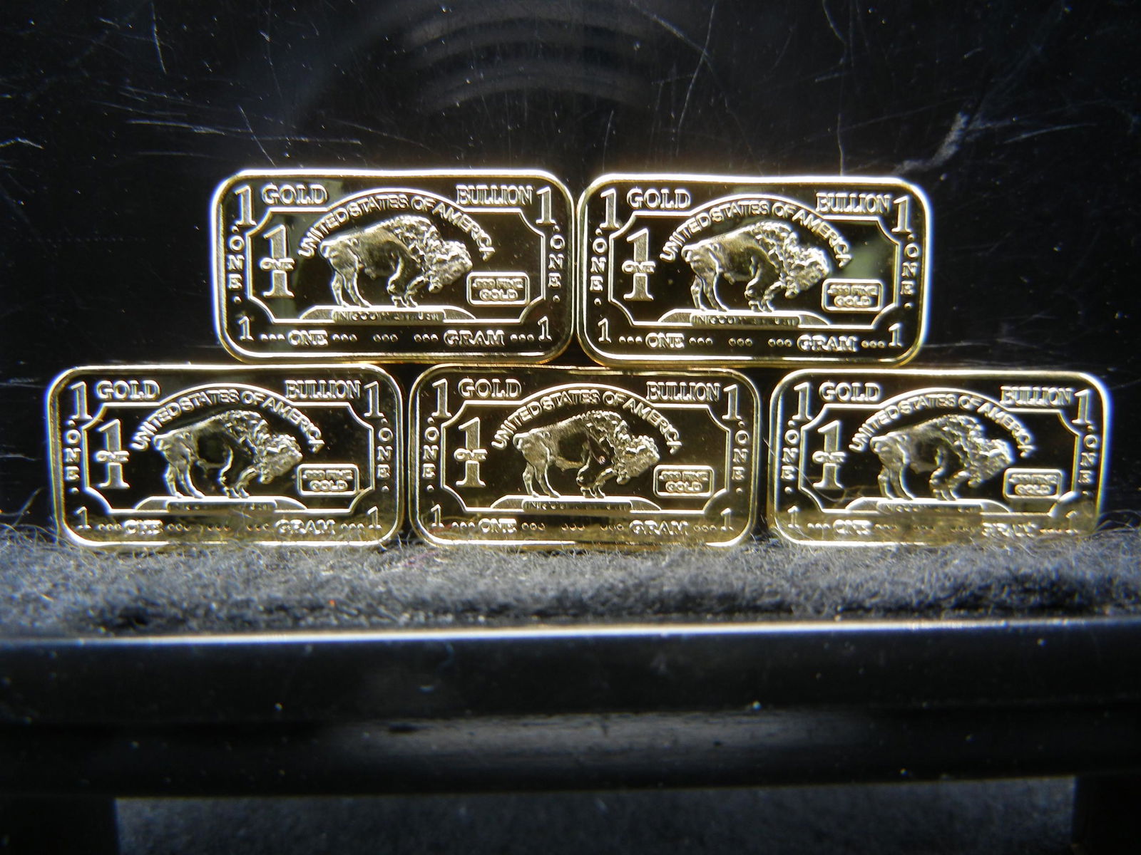 CLAD 5 One Gram 100 Mills .999 Fine Gold Buffalo (1 of 2)