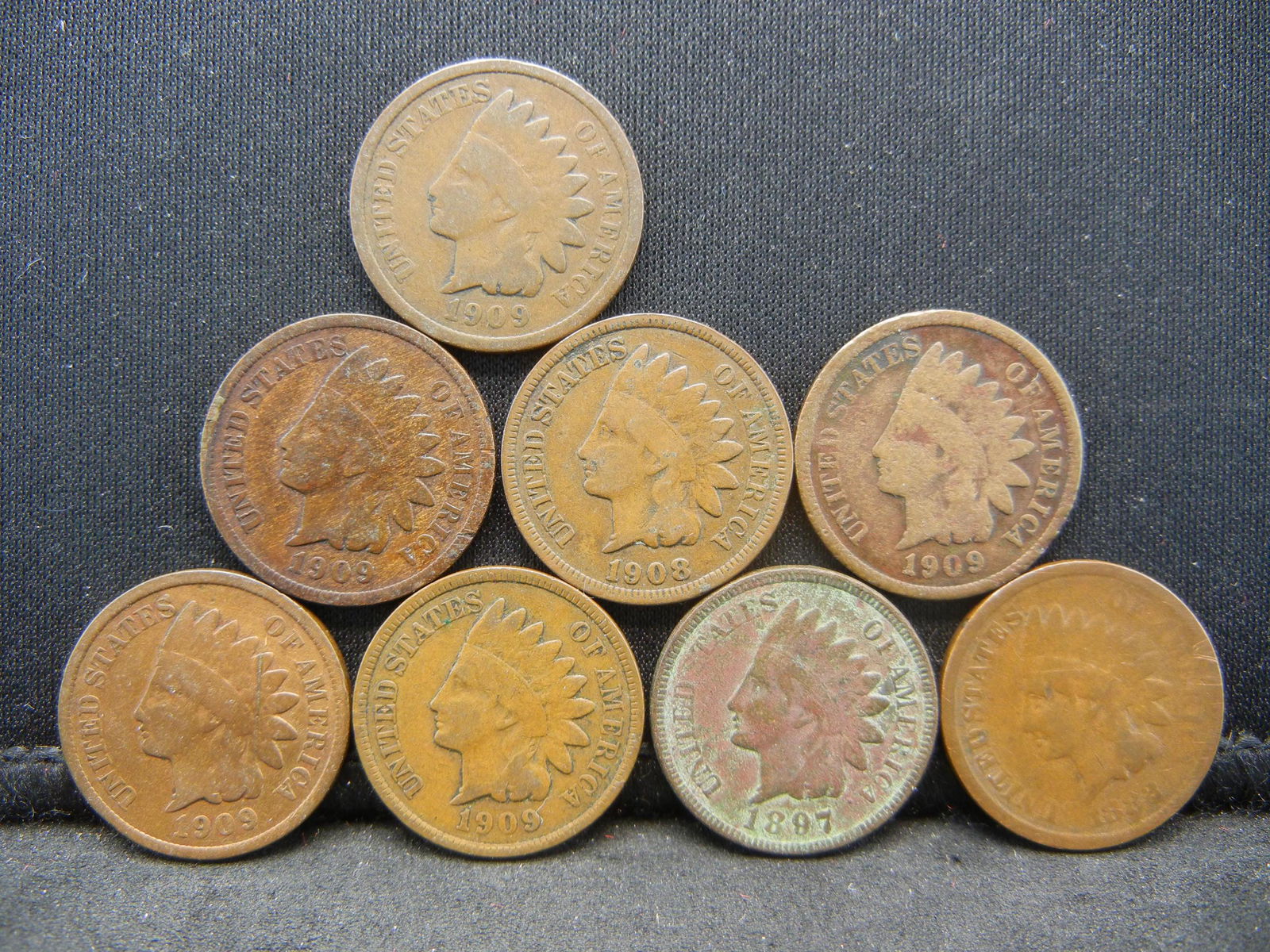(8) Mixed Date Indian head Cents (1 of 2)