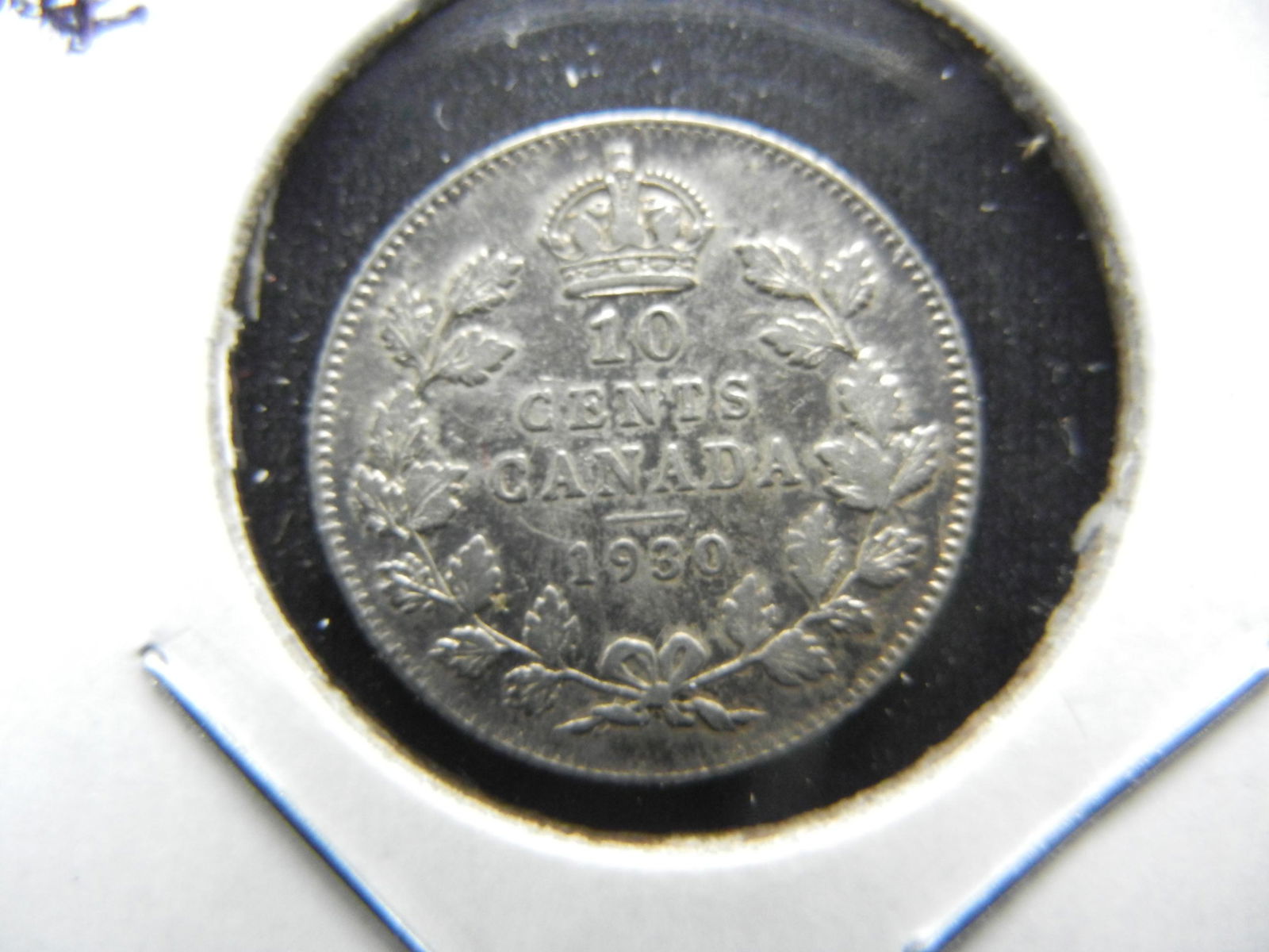 1930 Canada 10 Cent Piece. XF (1 of 3)