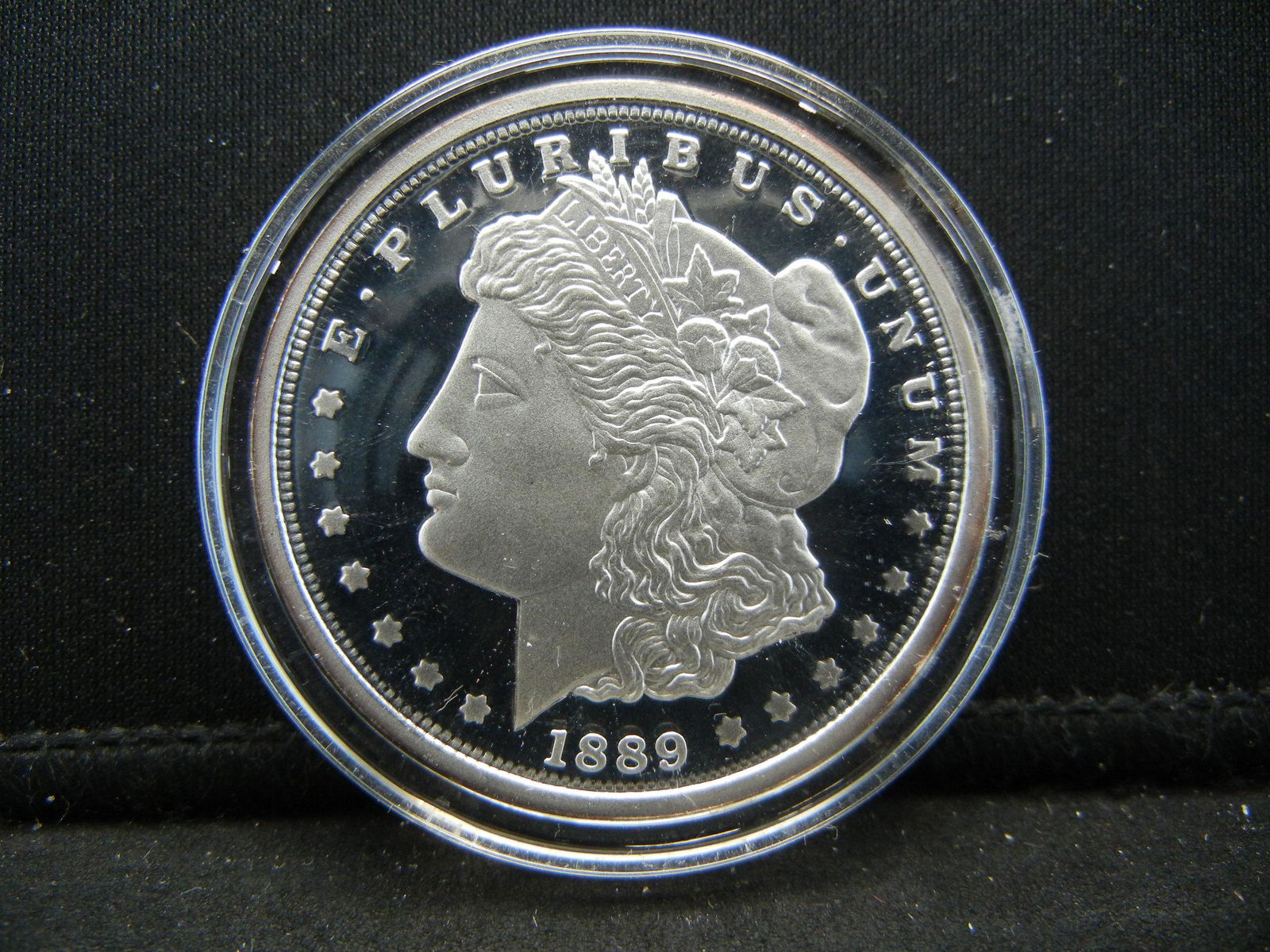 COPY 1889-CC Morgan Silver Dollar Tribute Coin. Fill (1 of 2)