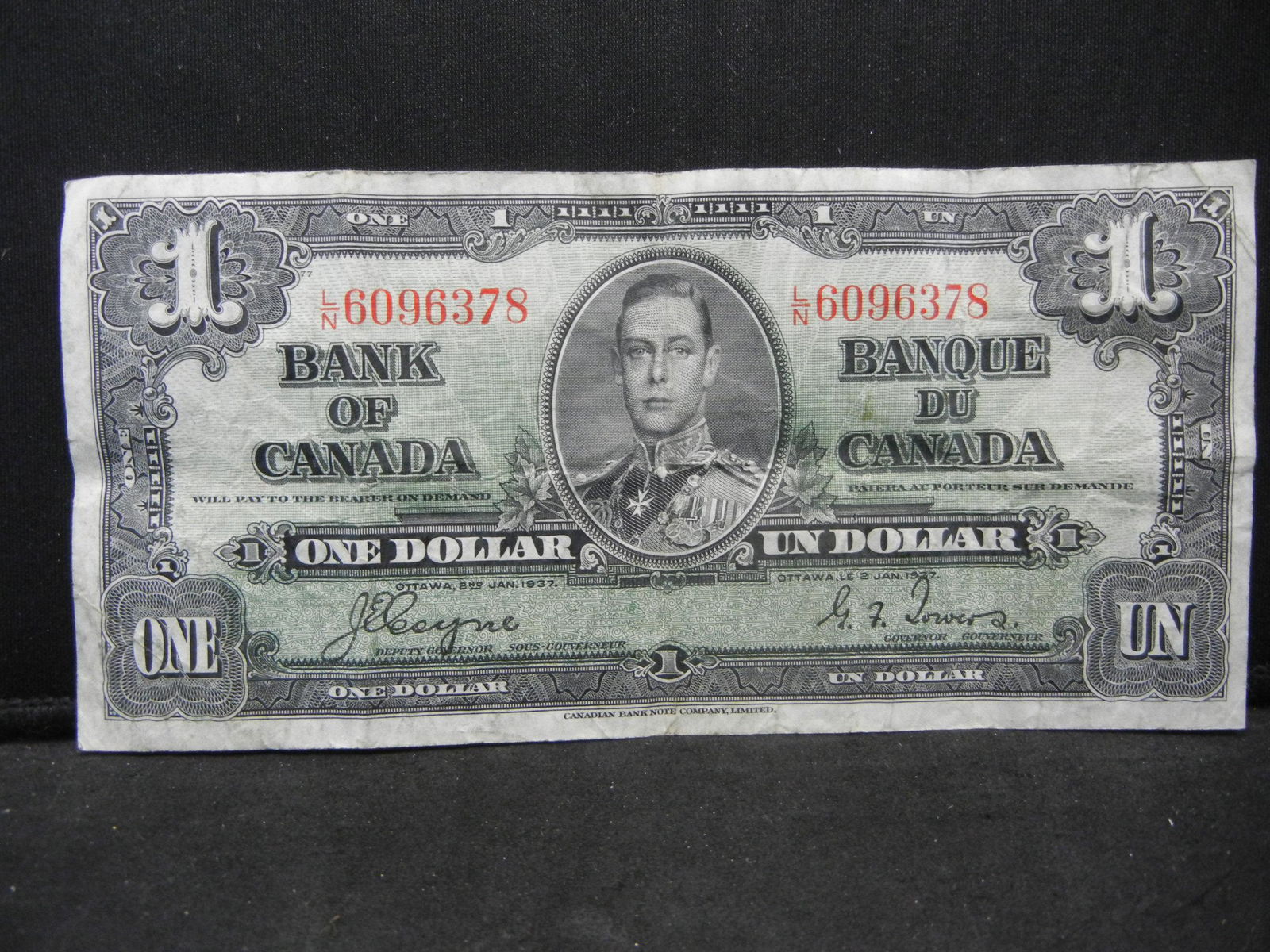 1937 1 Dollar Canadian Bank Note (1 of 3)