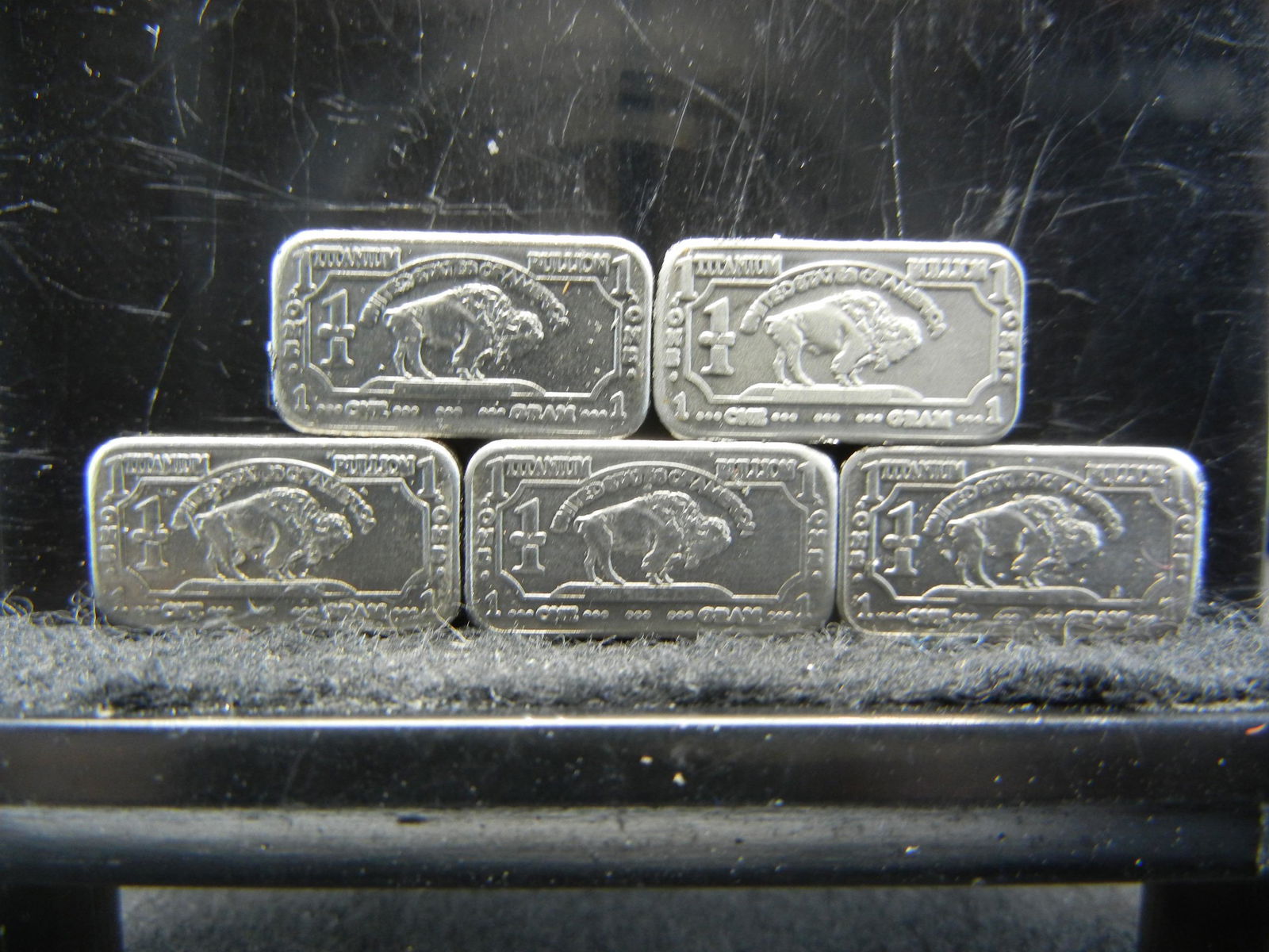Five One Gram Titanium Bullion Bars (1 of 2)