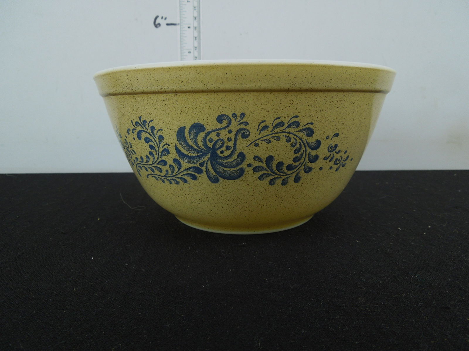 Pyrex Mixing Bowl Homestead Pattern: Pyrex Mixing Bowl Homestead Pattern