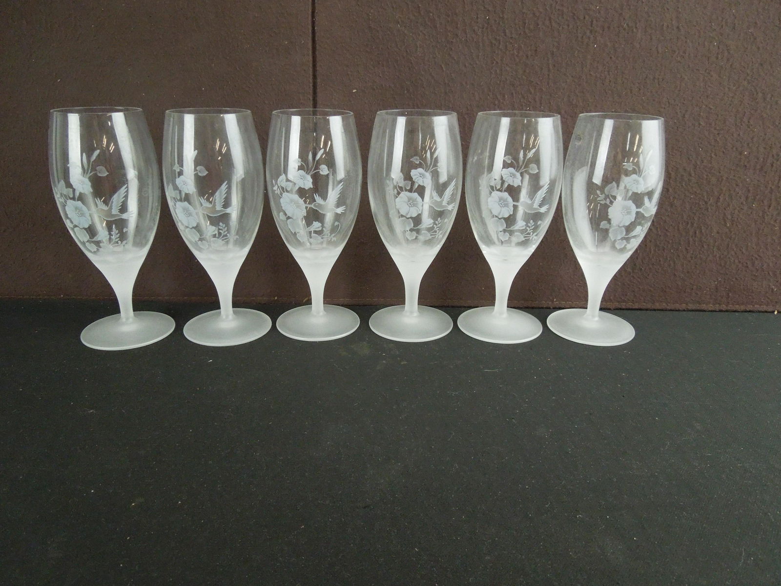 Avon Humming Bird Pattern Glassware 6 16 oz Beverage (1 of 5)