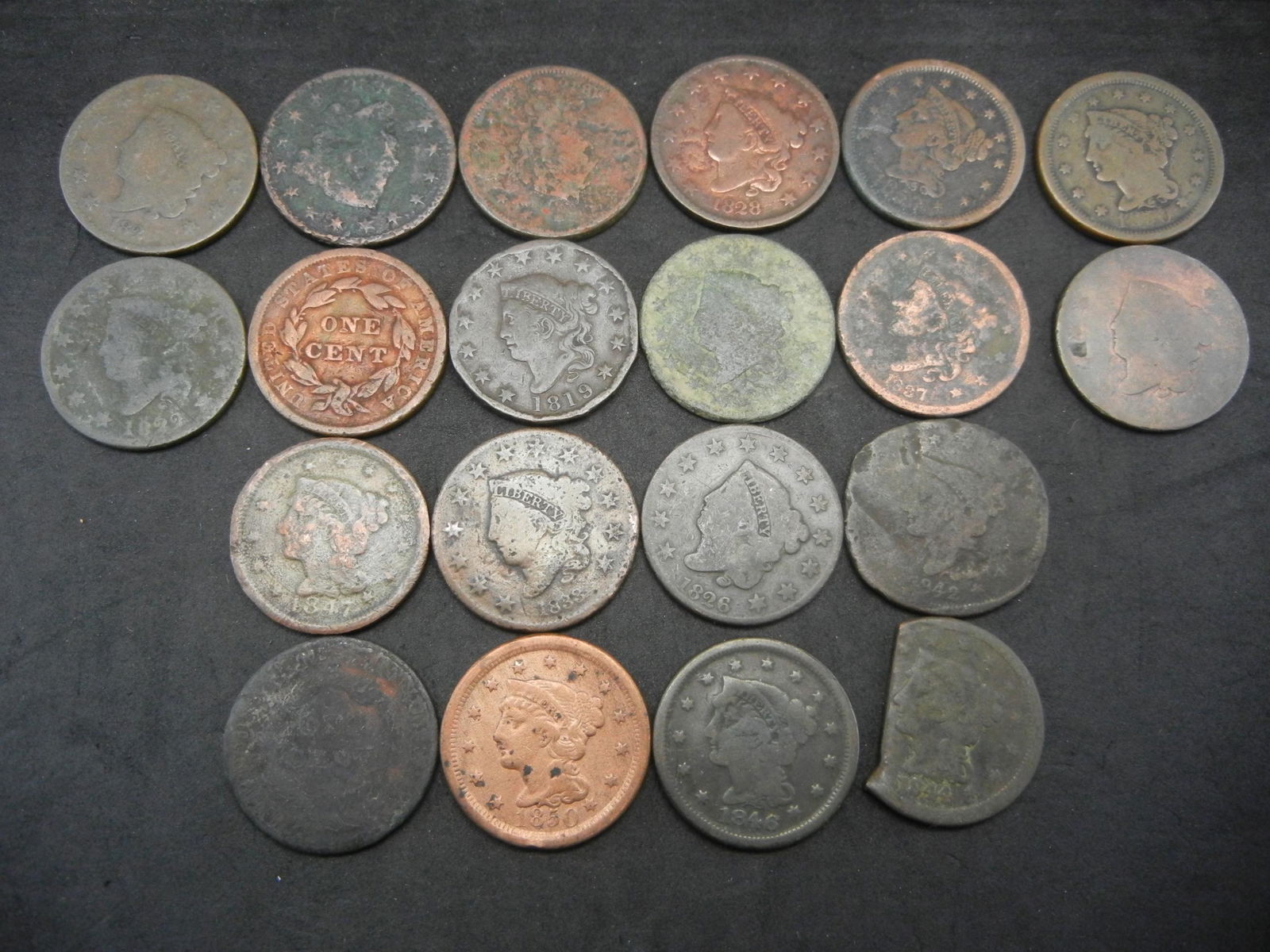 (20) US Large Cents Damaged (1 of 5)