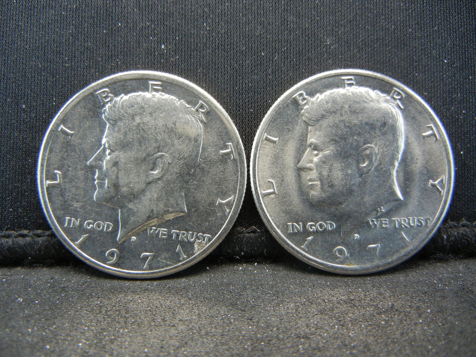 (2) 1971-D Kennedy Half Dollars (1 of 2)