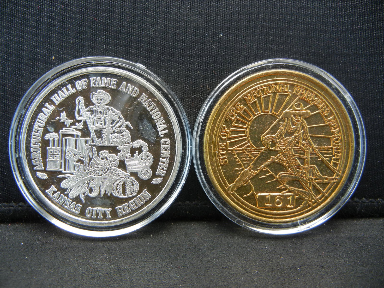 Download Daimler Benz Coin 1886 Background