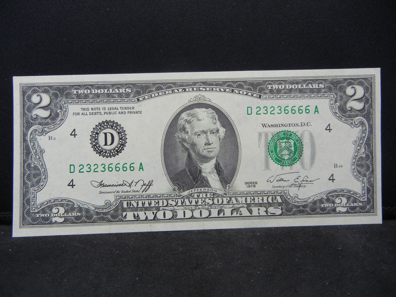 1976 Two Dollar Federal Reserve Note (1 of 3)