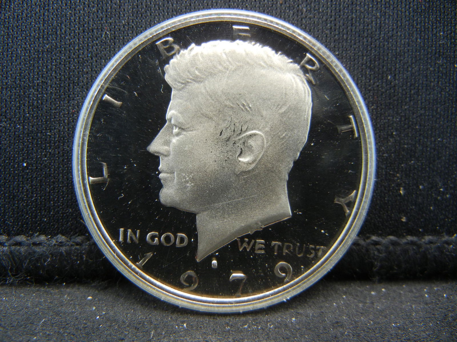 1979-S Kennedy Half Dollar. Pretty Coin (1 of 2)