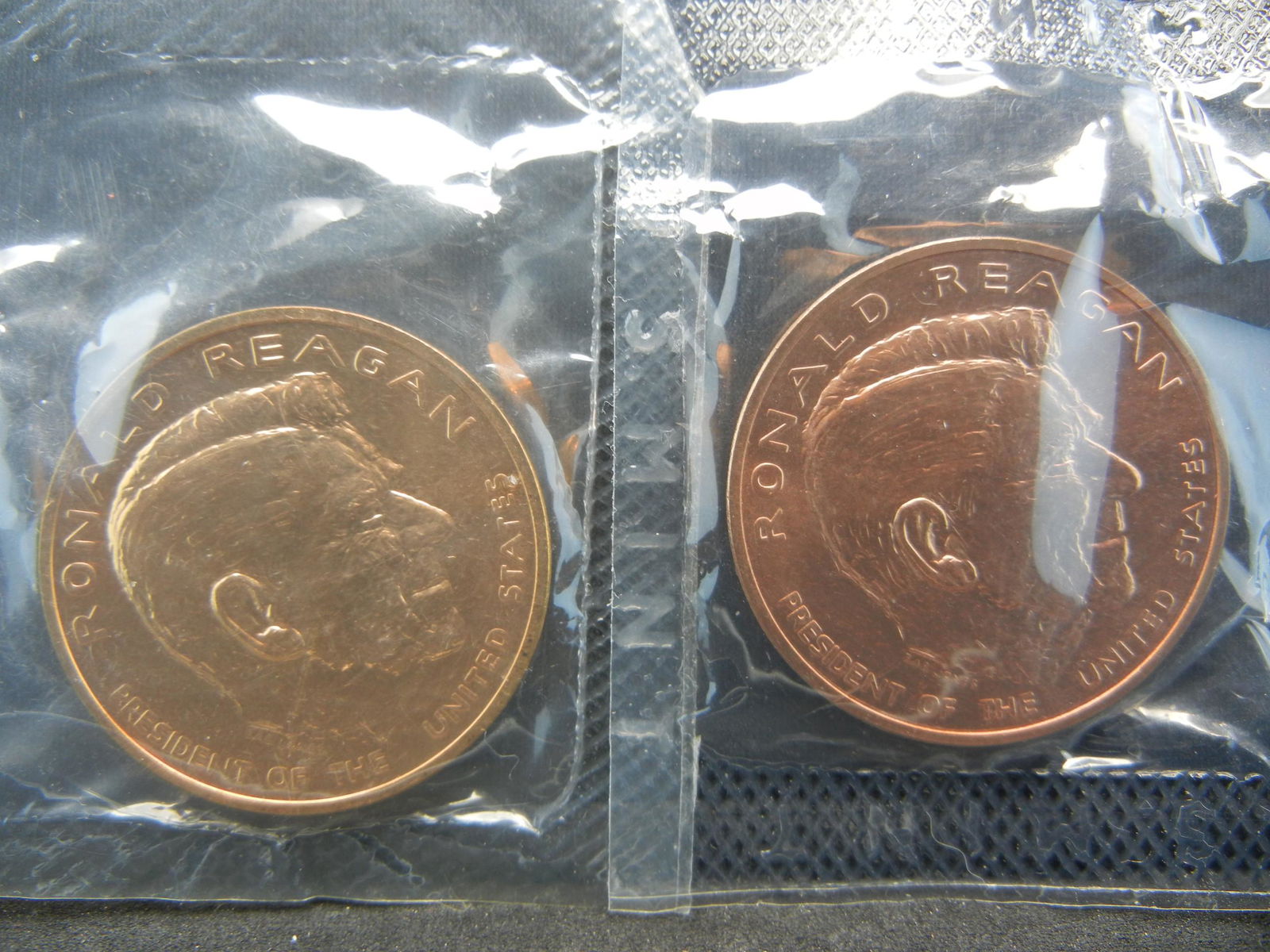 2 RONALD REAGAN Bronze US Mint medals. Reagan country! (1 of 3)