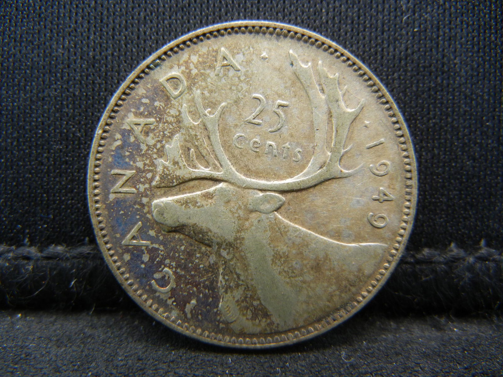 1949 Canada 25 Cents 80% Silver Quarter, Weighs 0.18 (1 of 2)