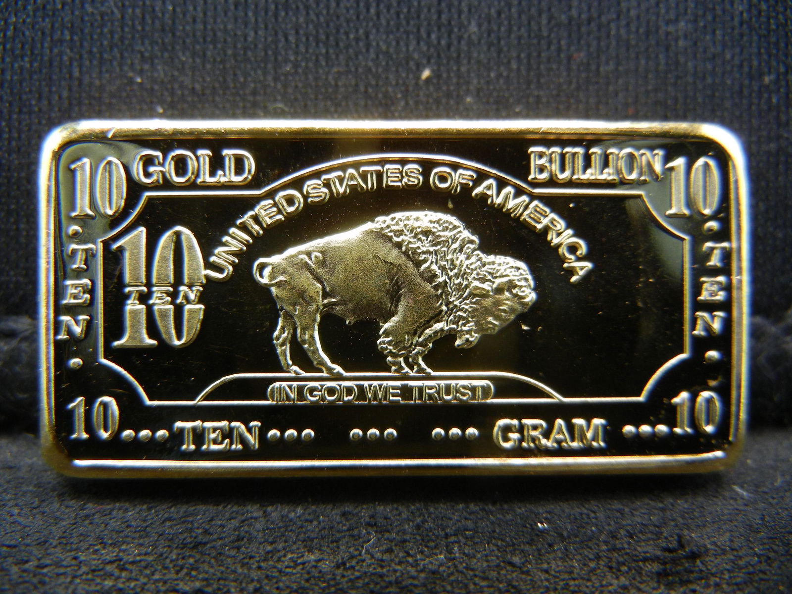 Clad 10 Gram 100 Mills .999 Fine Gold Buffalo Collector: Clad 10 Gram 100 Mills .999 Fine Gold Buffalo Collector Bar Clad