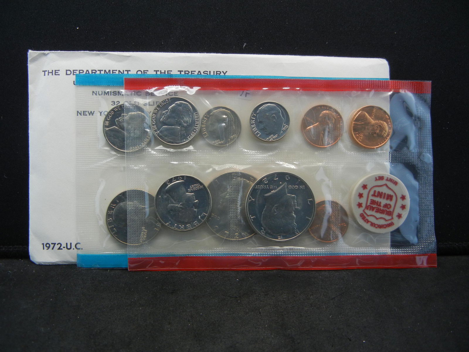 1972 P&D US UNCIRCULATED MINT SET (1 of 5)