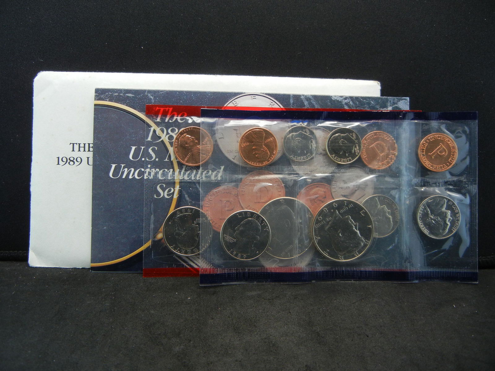 1989 P&D US UNCIRCULATED MINT SET (1 of 6)
