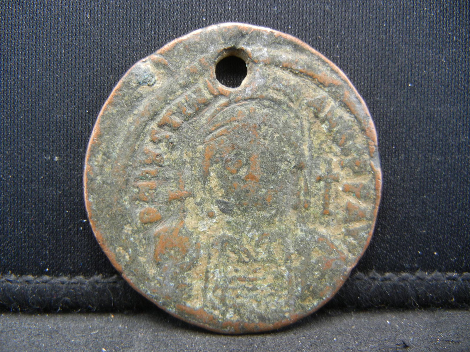 1 Large Ancient Coin Nice Detail (1 of 2)