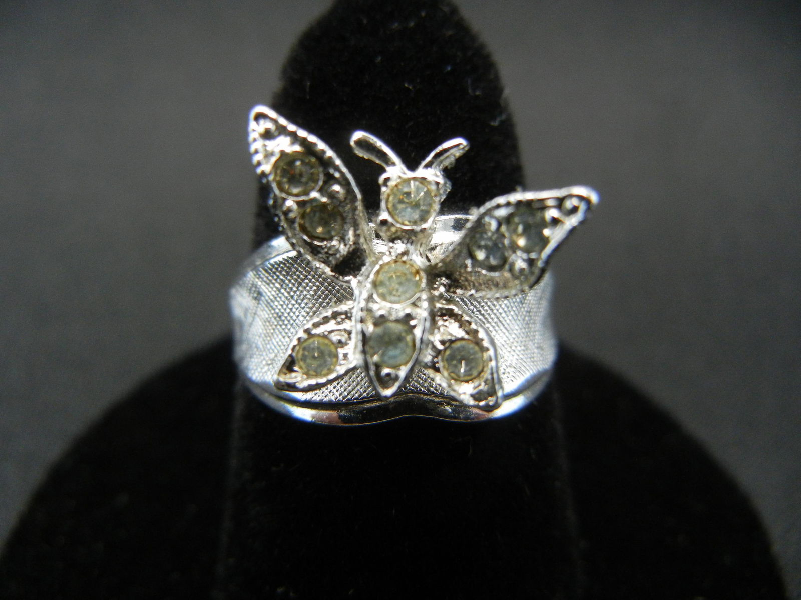 Sterling Silver Ring. Size 6 3/4. (1 of 4)