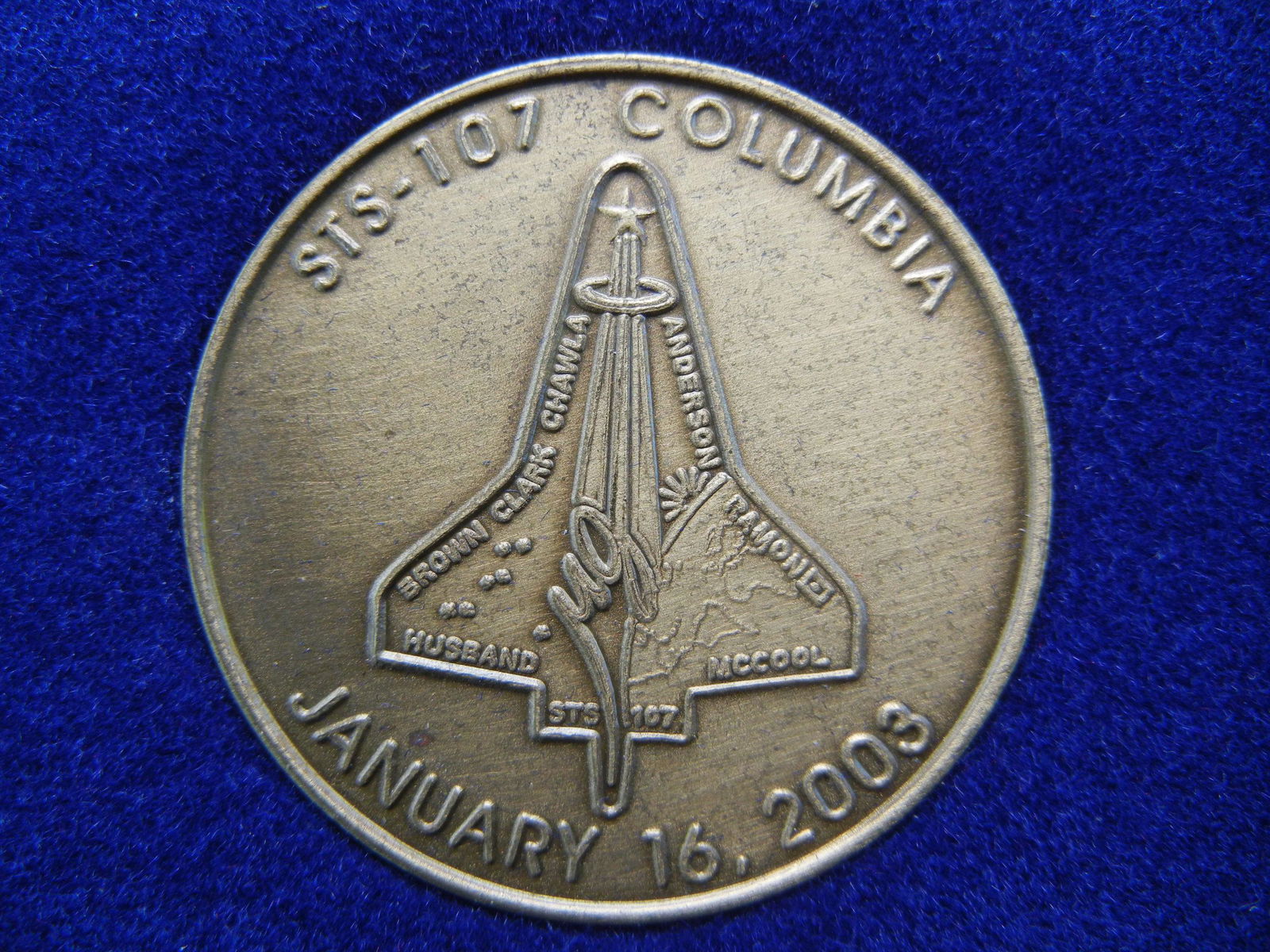 Columbia Space Shuttle Disaster Commemorative Medal. (1 of 3)