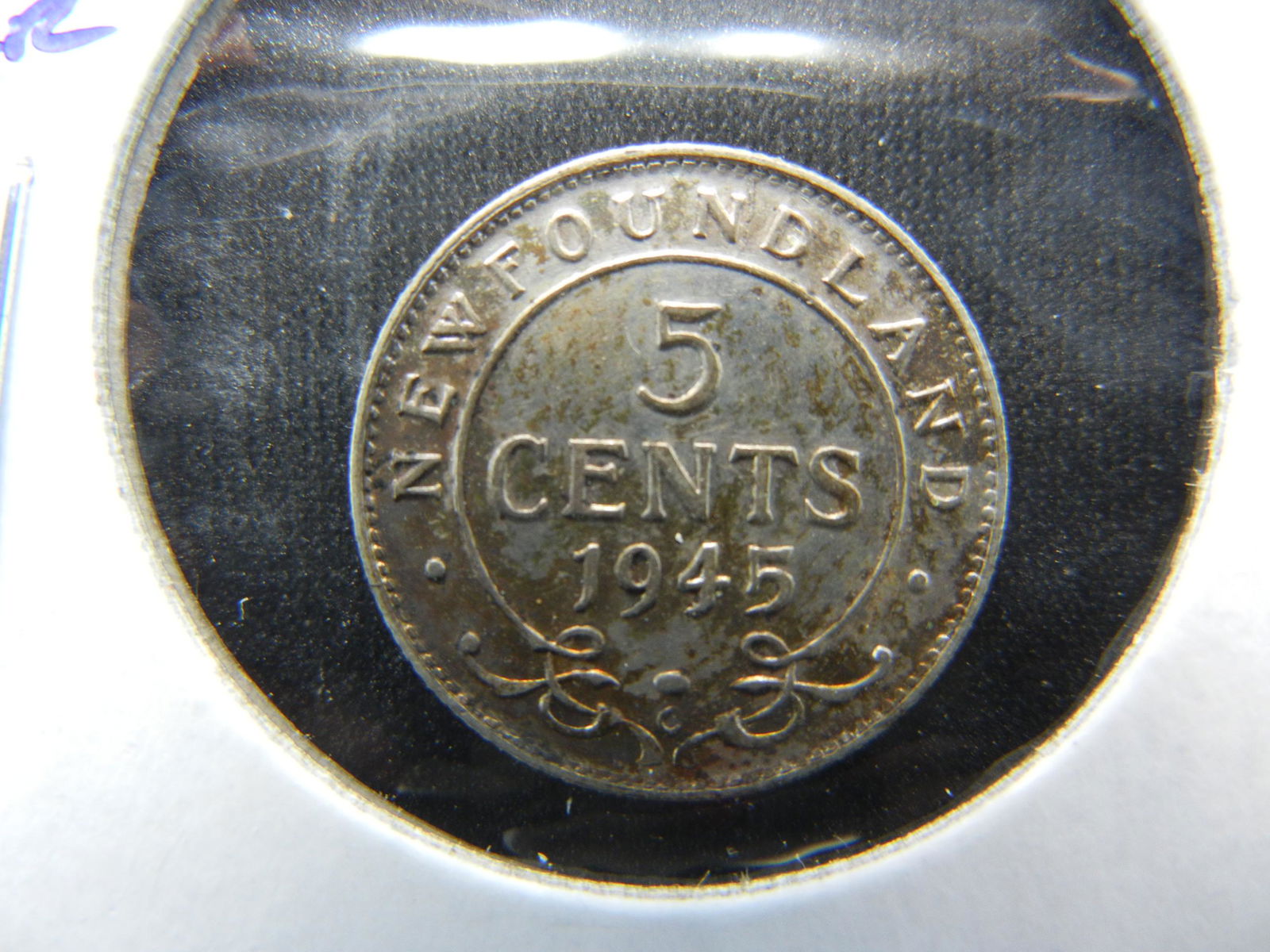 1945-C Newfoundland 5 Silver. AU/UNC. (1 of 3)