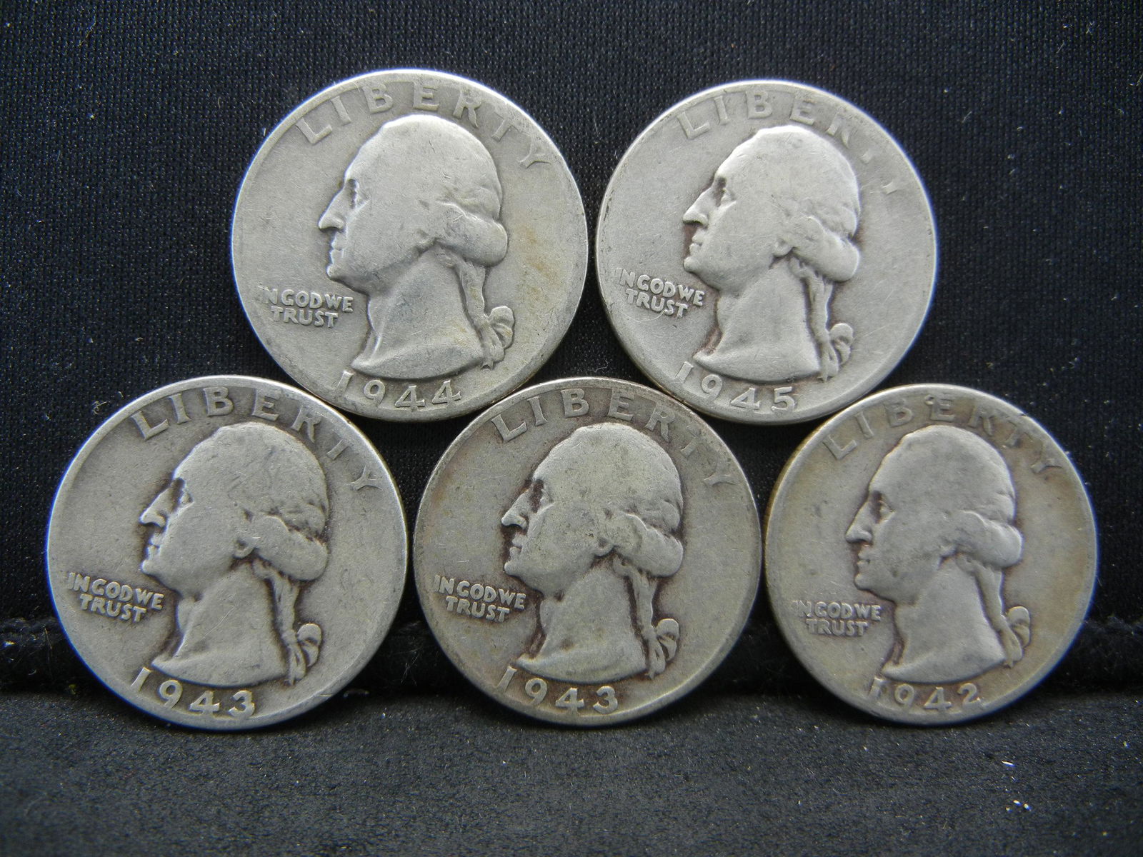 (5)  90% Silver Washington Quarters 19 42, two 1943's, (1 of 2)