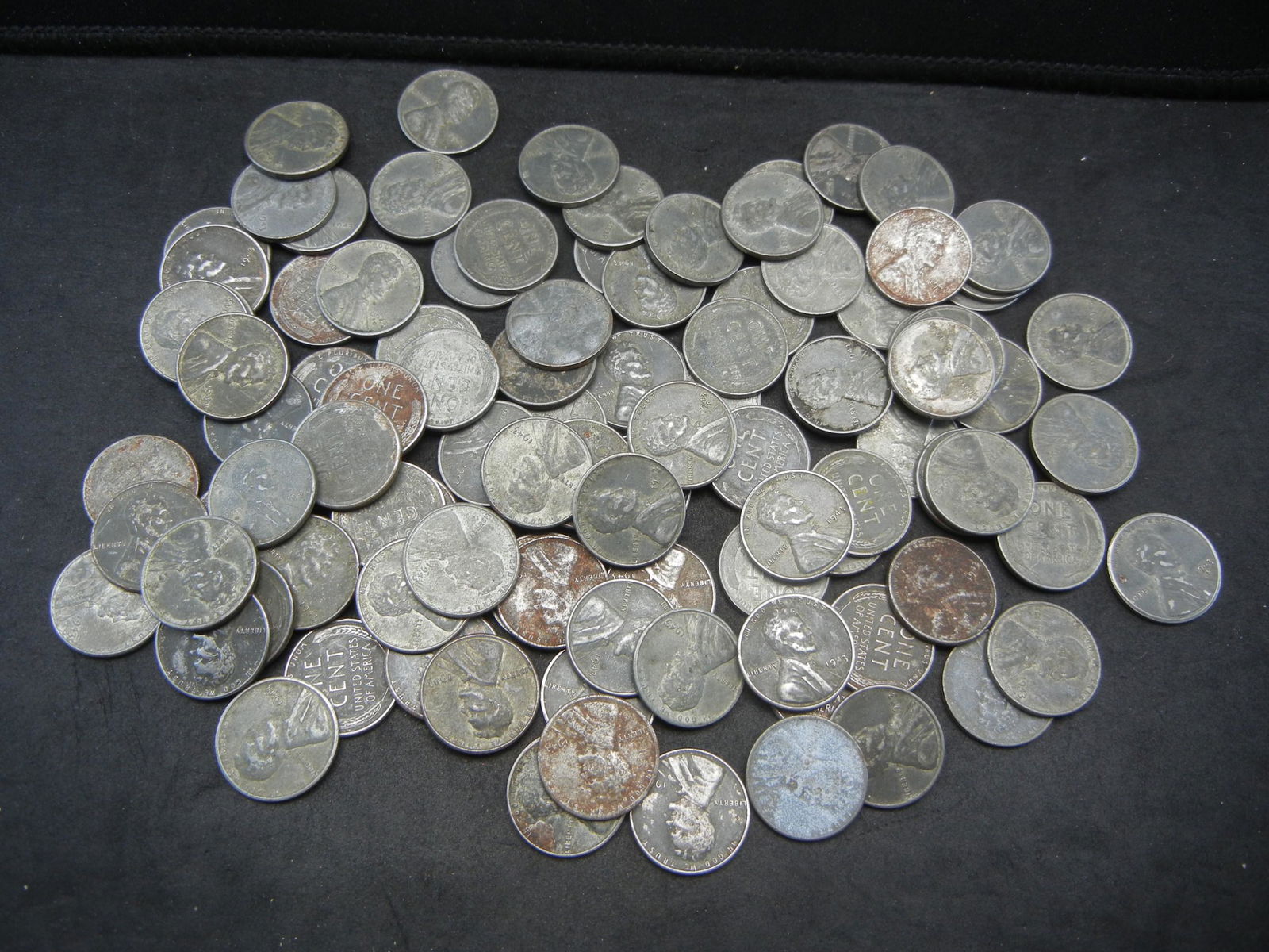 (100) Steel Wheat Cents in a Bag Above Average Quality (1 of 4)