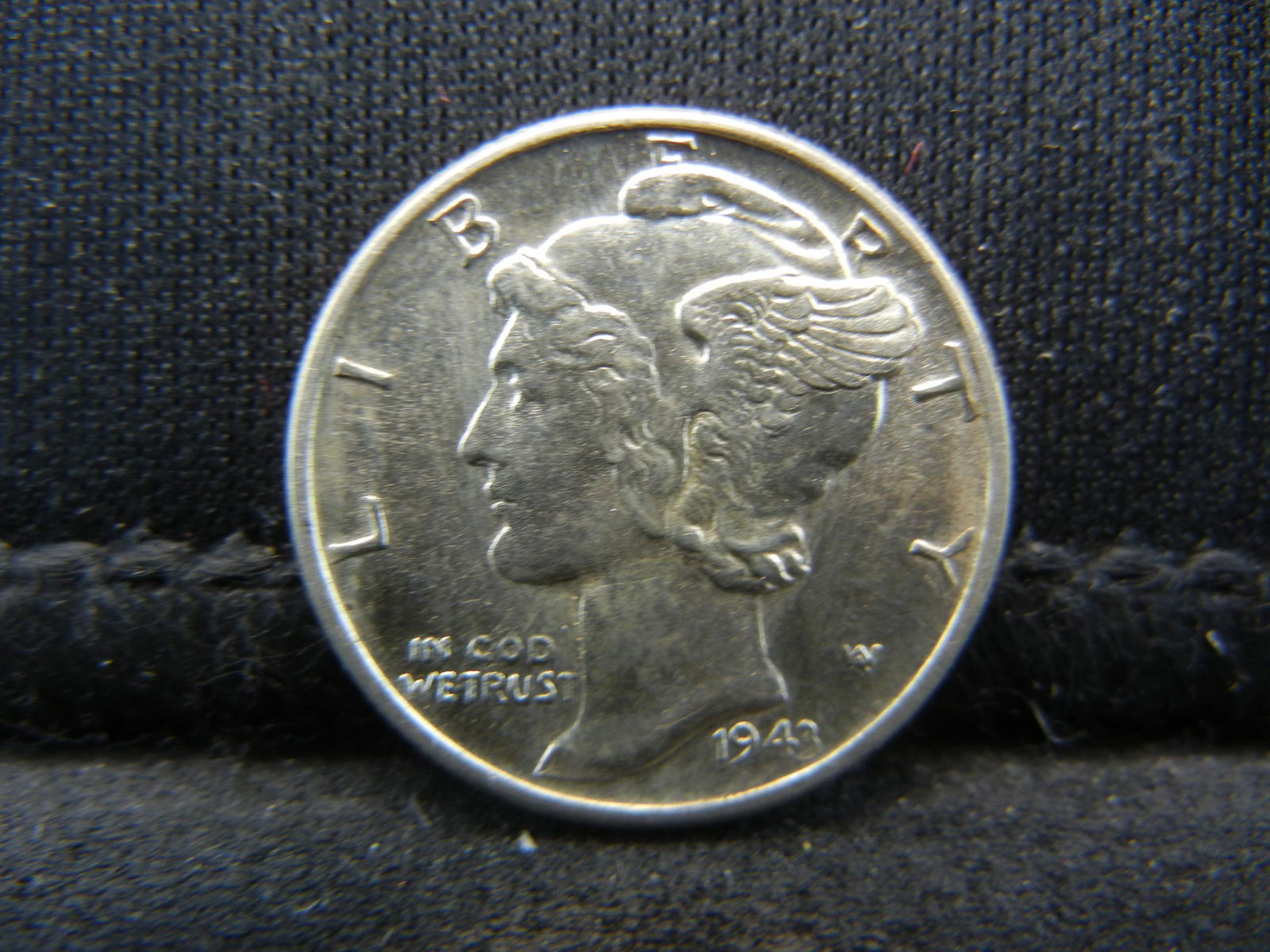 1943 Mercury Dime CH BU (1 of 2)