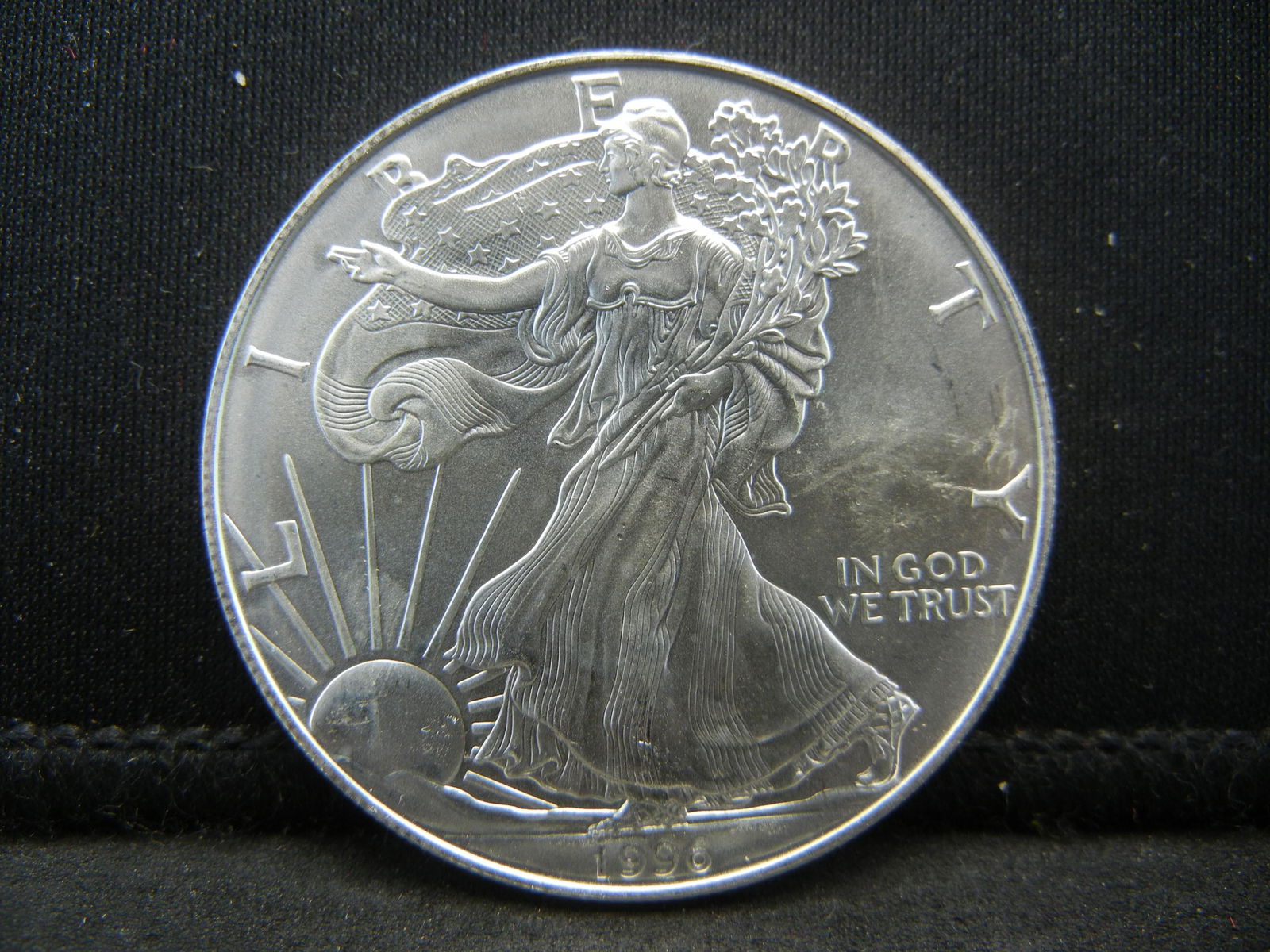1996 Uncirculated Silver American Eagle (1 of 2)