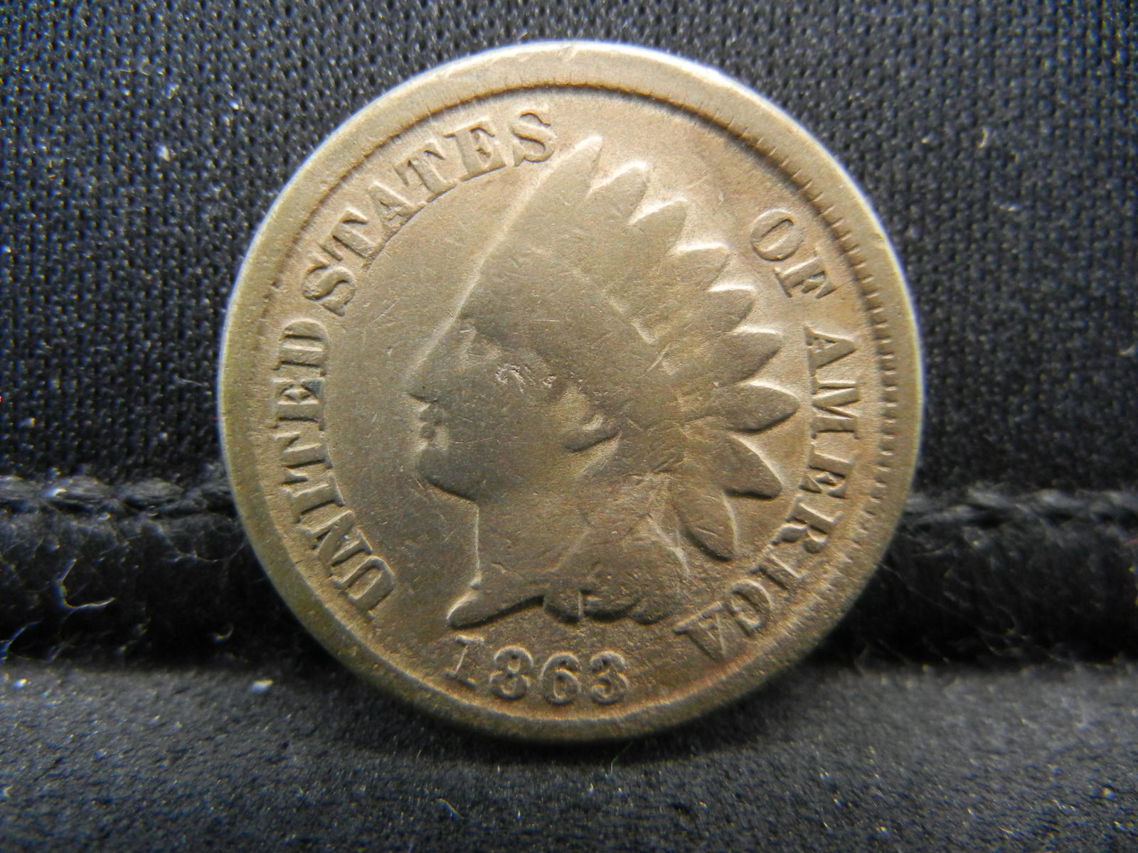 1863 Copper Nickel Indian Head Cent. Civil War Year. (1 of 2)