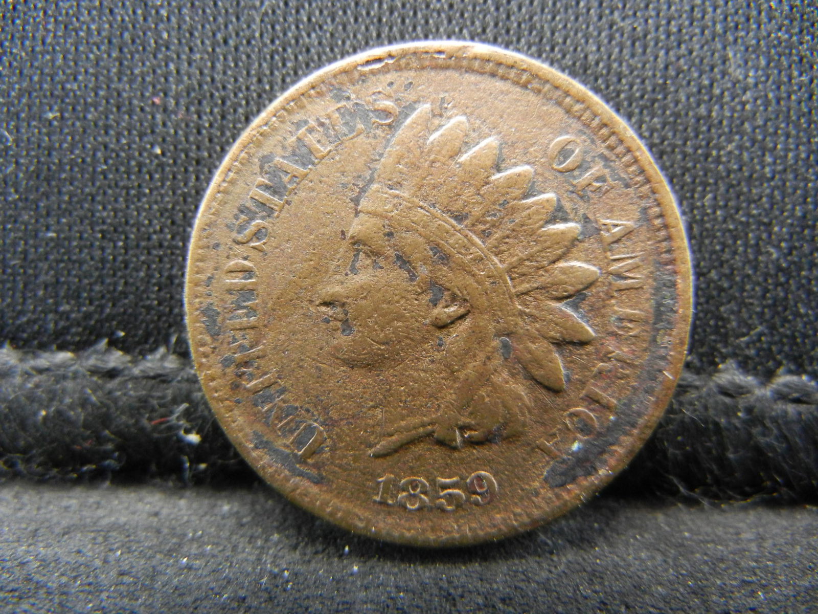 1859 CN Indian Head Cent (1 of 2)