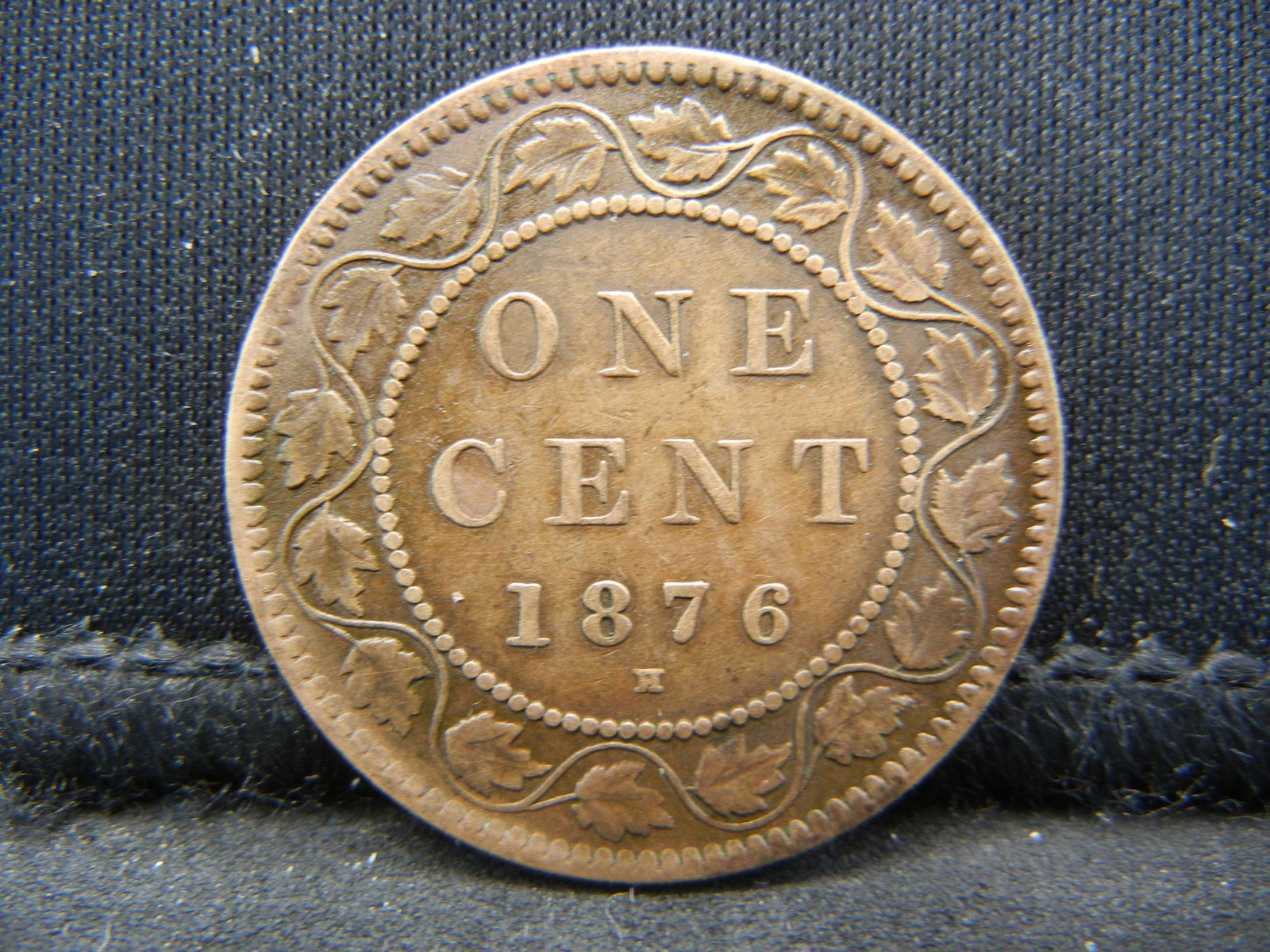 1876-H CANADA 1 CENT, EF+, LOW MINTAGE, (143 YRS OLD) (1 of 2)