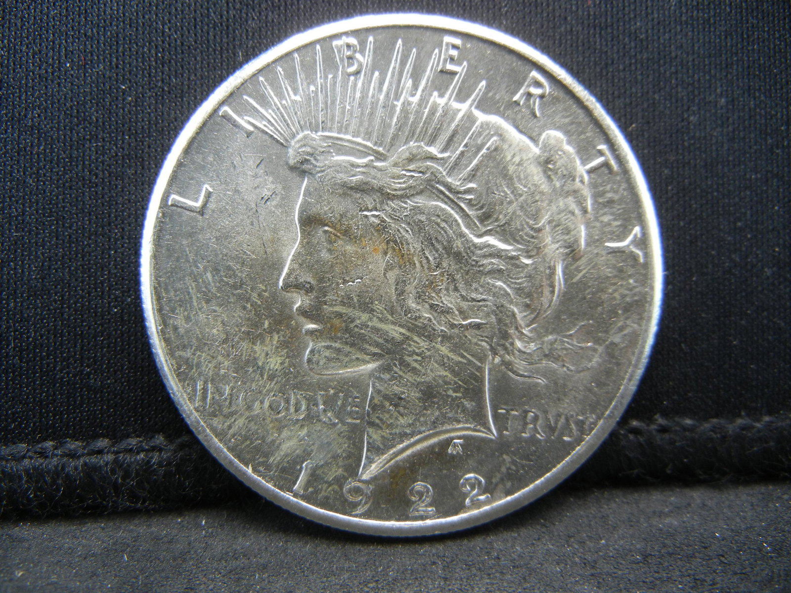 1922 S Peace Dollar CH BU (1 of 2)