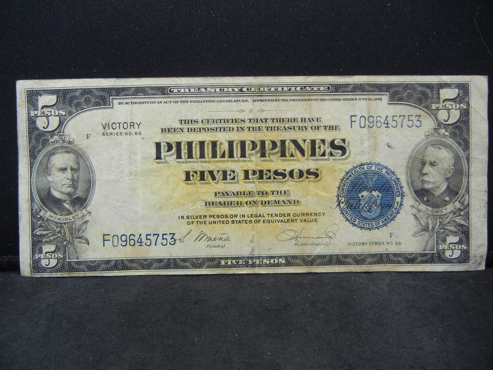 Philippines 1944  5 Pesos Victory Treasury Certificate (1 of 3)