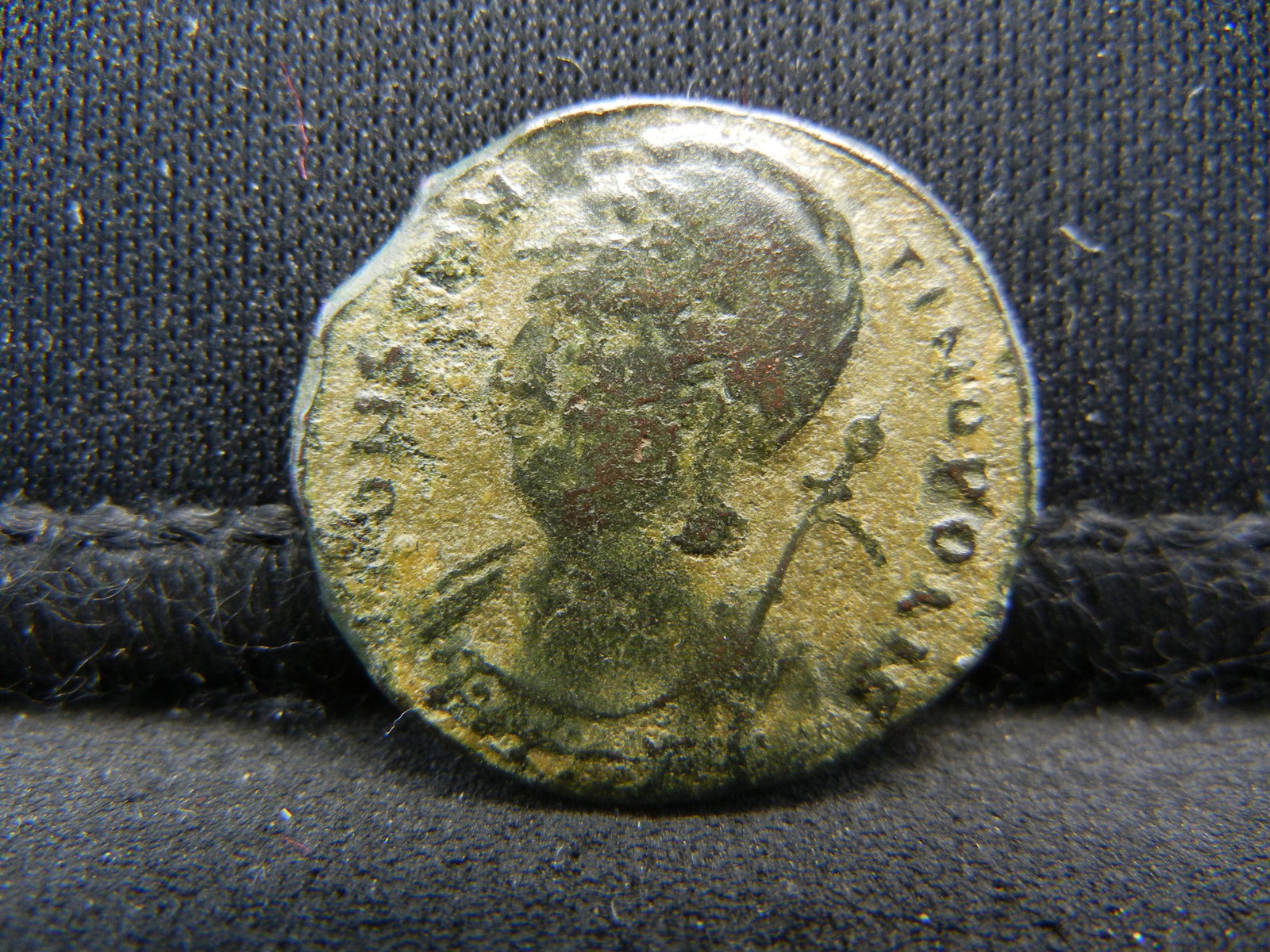 175-330 AD ANCIENT ROMAN COIN, AMAZING GRADE, (OVER: 175-330 AD ANCIENT ROMAN COIN, AMAZING GRADE, (OVER 1,600 YRS OLD)!