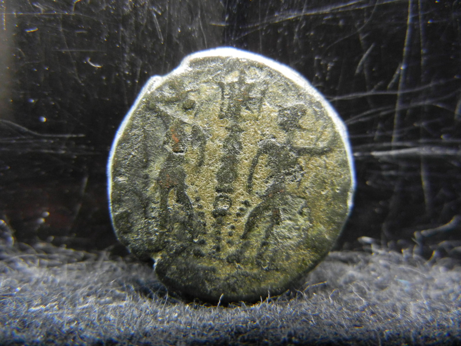 175-330 AD ANCIENT ROMAN COIN, AMAZING GRADE, (OVER: 175-330 AD ANCIENT ROMAN COIN, AMAZING GRADE, (OVER 1,600 YRS OLD)!