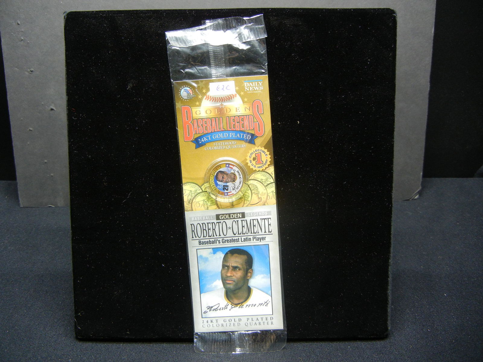 (BASEBALL LEGEND'S/ROBERTO-CLEMENTE-1973 HALL OF FAME), (1 of 3)