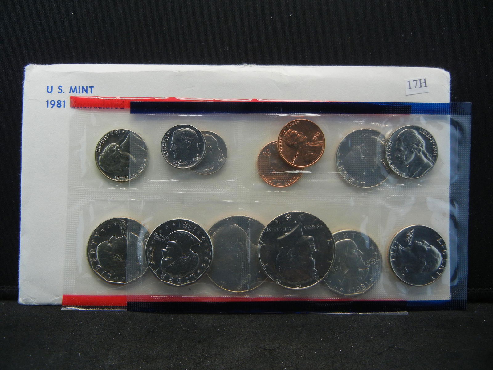 1981 PD US Mint Uncirculated Coin set (1 of 5)