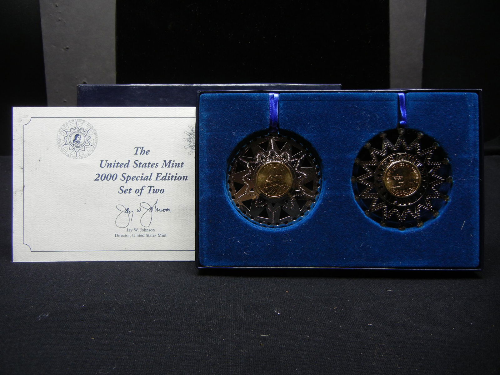 US Mint 2000 Special Edition Set of Two, Sacagawea (1 of 6)