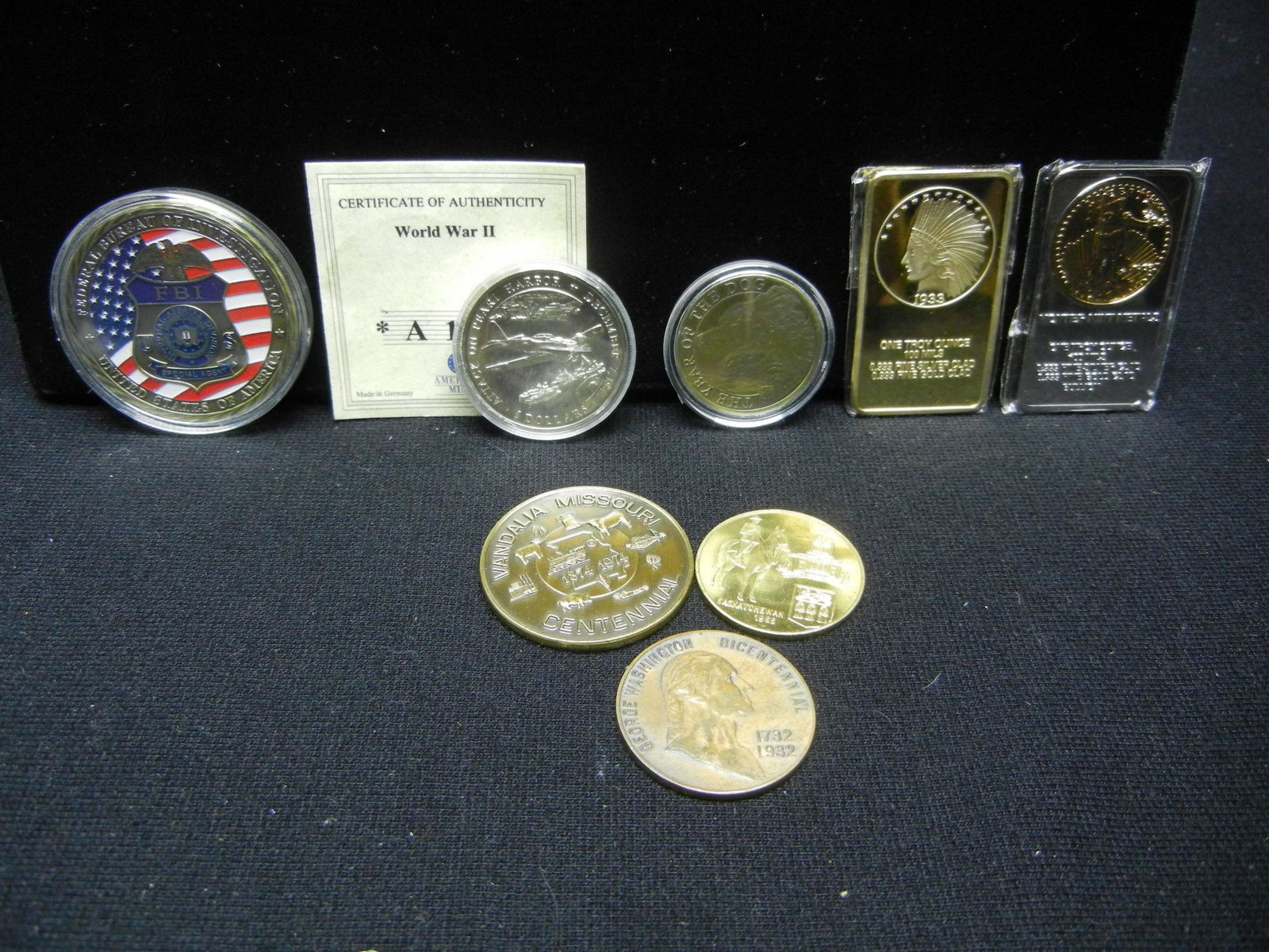 Lot of Misc Coins & Tokens all Clad (1 of 9)