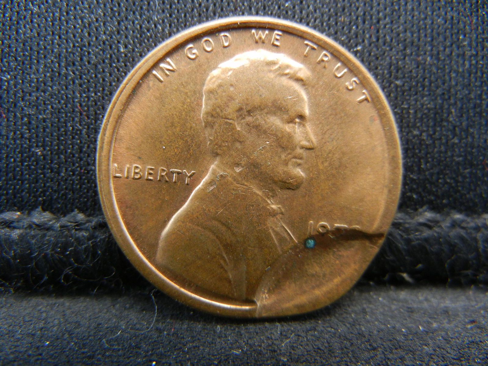 Lincoln Cent With Cud Error on Date. (1 of 2)