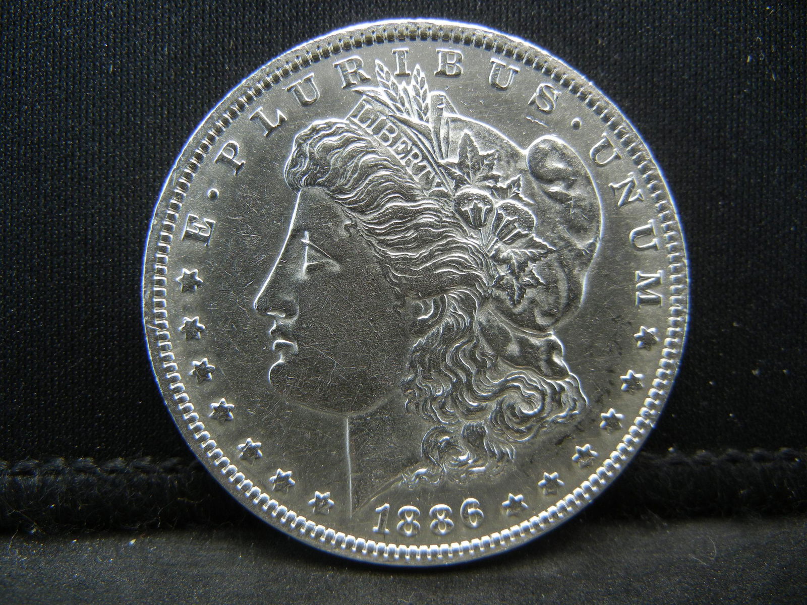 1886 O Morgan Dollar AU/BU Bright White (1 of 2)