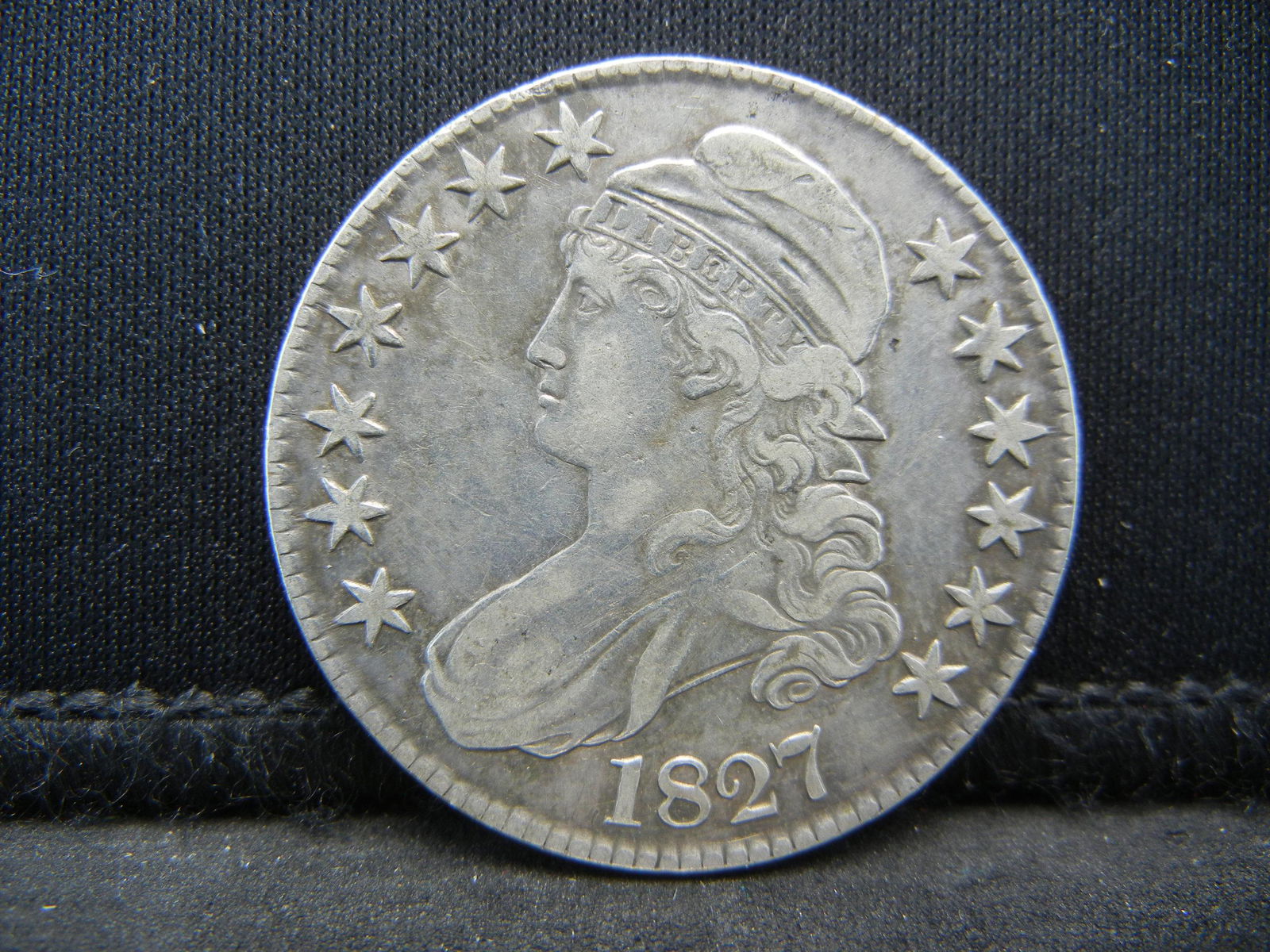1827 Capped Bust half Dollar XF (1 of 2)
