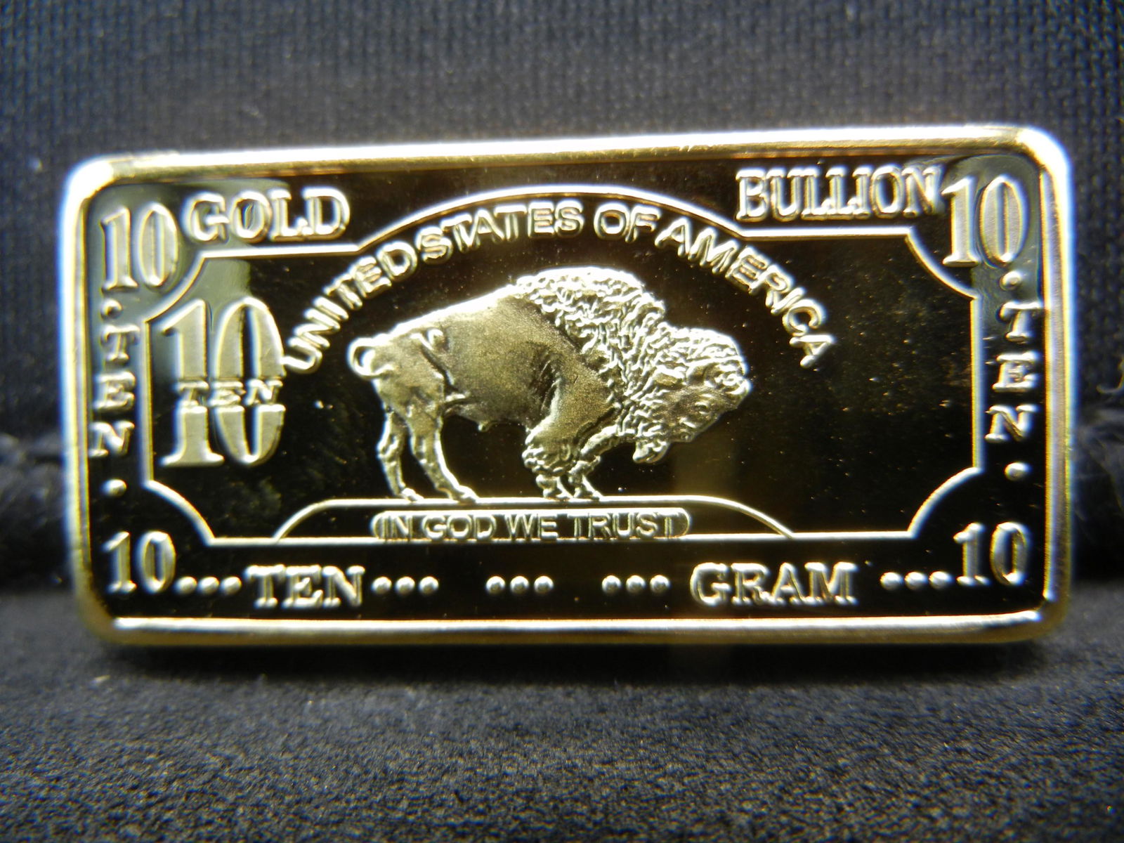 Clad 10 Gram 100 Mills .999 Fine Gold Buffalo Collector: Clad 10 Gram 100 Mills .999 Fine Gold Buffalo Collector Bar Clad