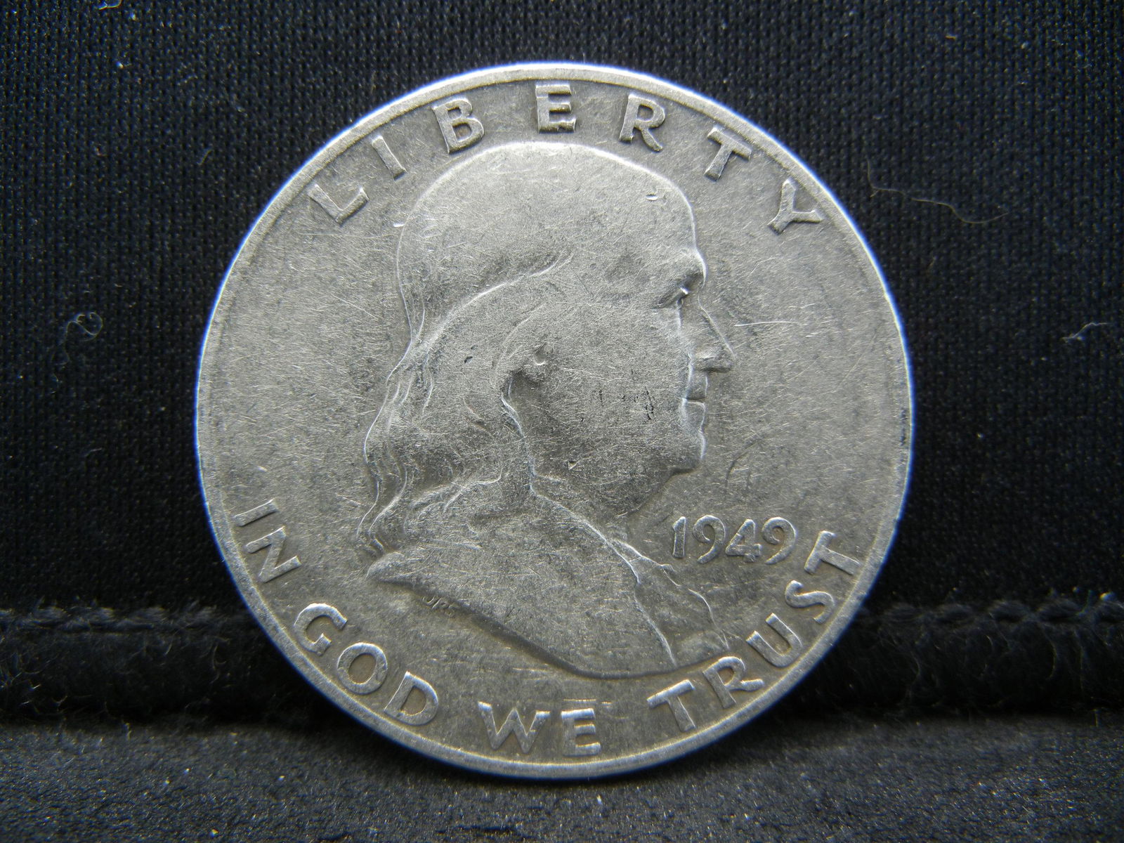 1949-D SILVER (90%) FRANKLIN HALF (1 of 2)