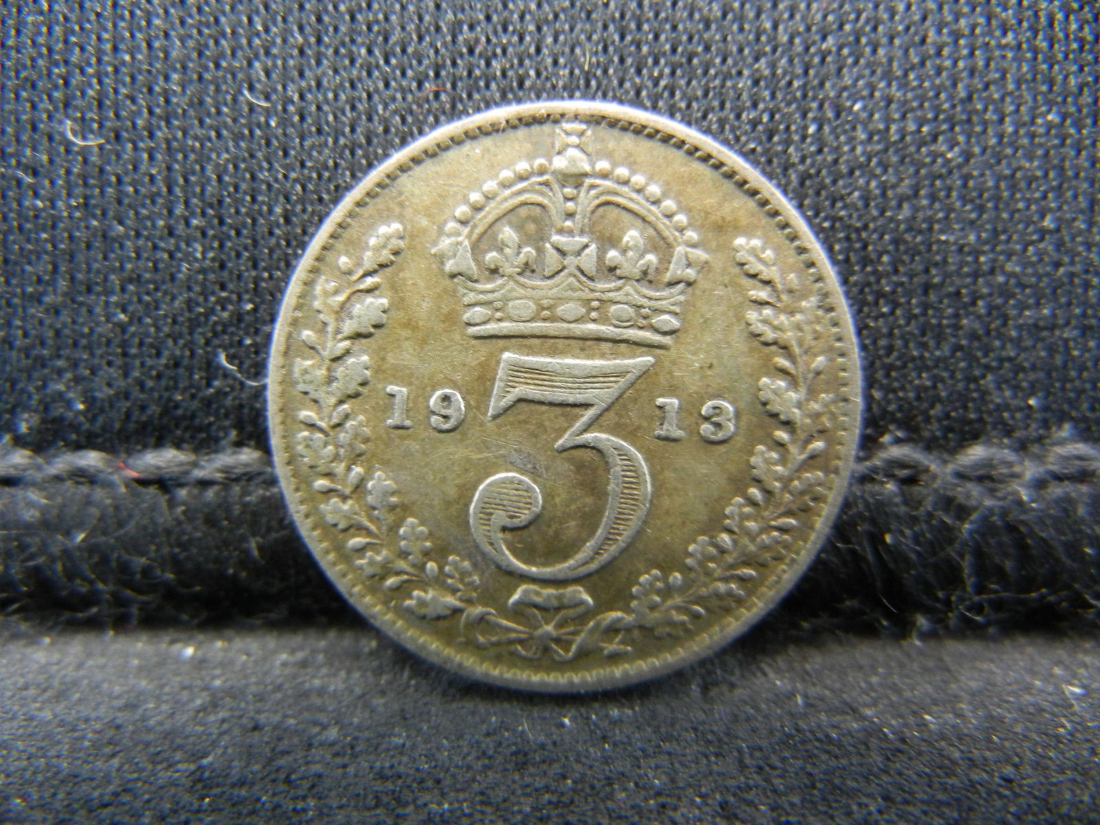 1913 Great Britain 3 Pence Sterling (92.5%) Silver (1 of 2)