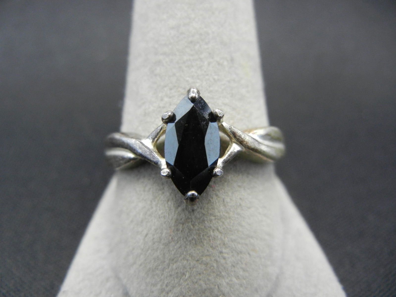 Sapphire 92.5% Silver Ring Size 8.5 (1 of 4)