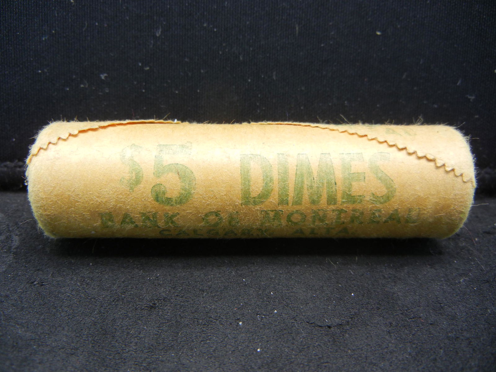 $5 SILVER canada dime roll. 50 silver coins! Bank (1 of 3)