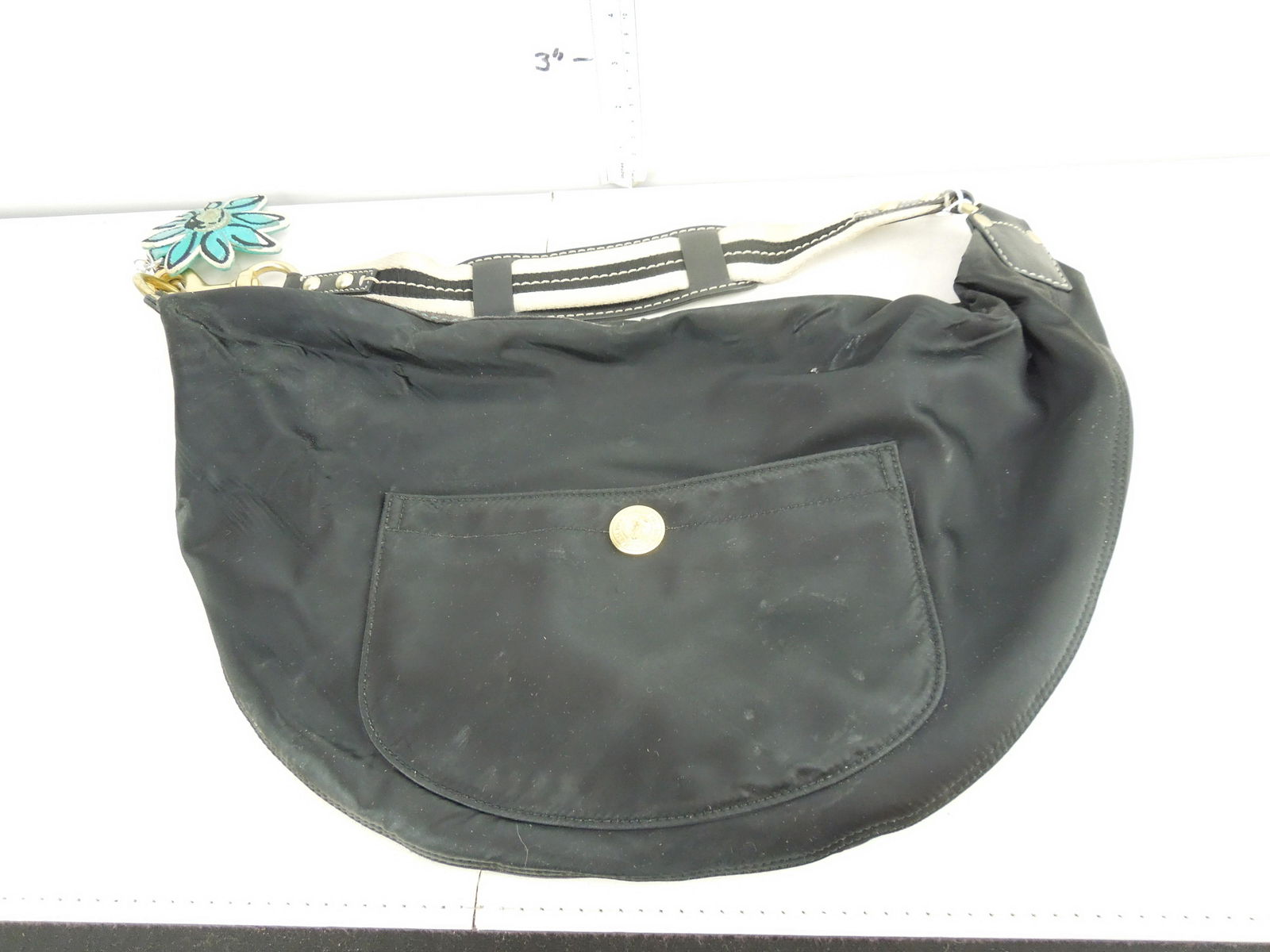 Used COACH handbag With used Vera Bradley Coin Purse: Used COACH handbag With used Vera Bradley Coin Purse