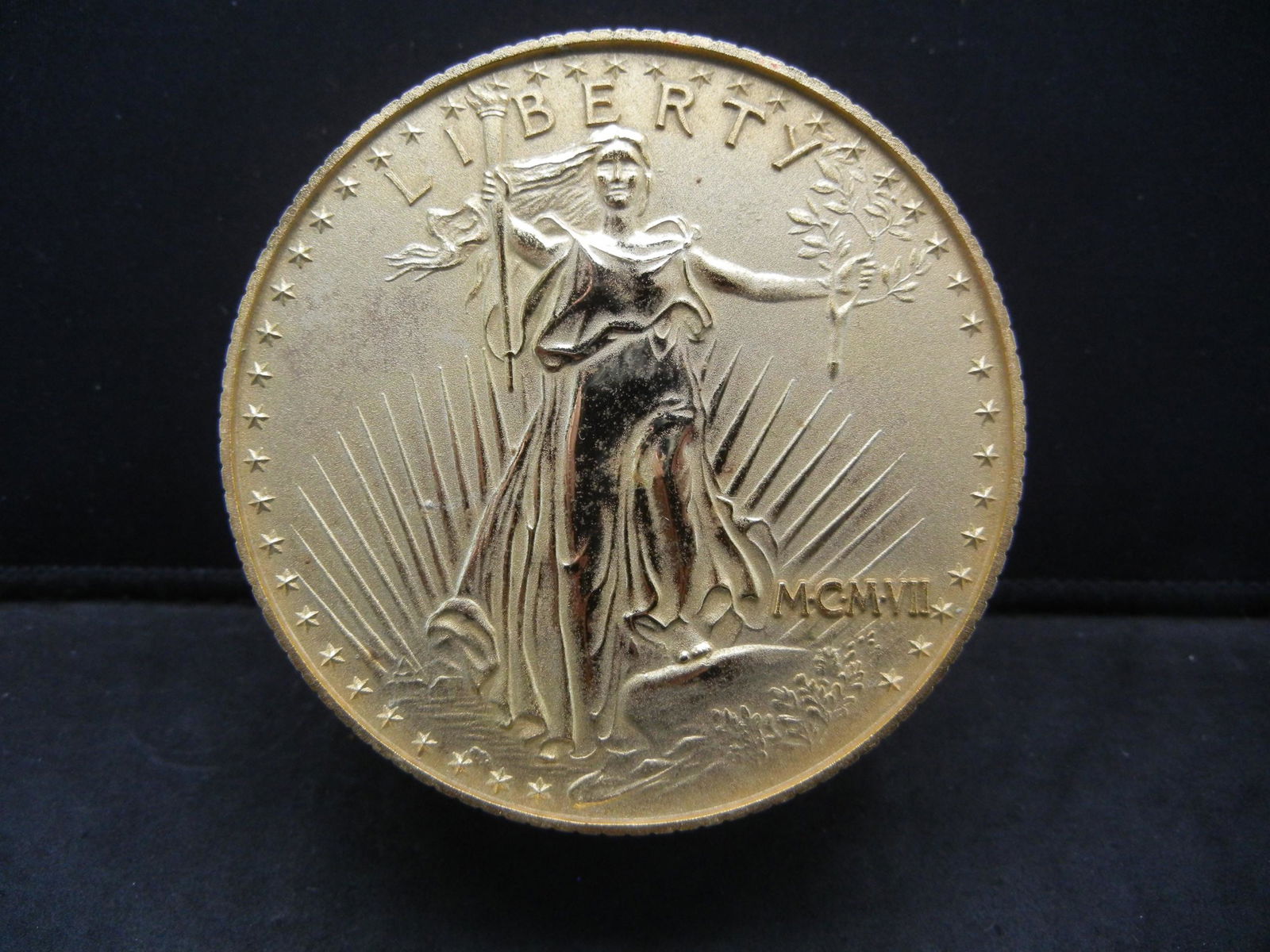 Bulova $20 Liberty Mechanical Clock with Alarm - Works (1 of 4)